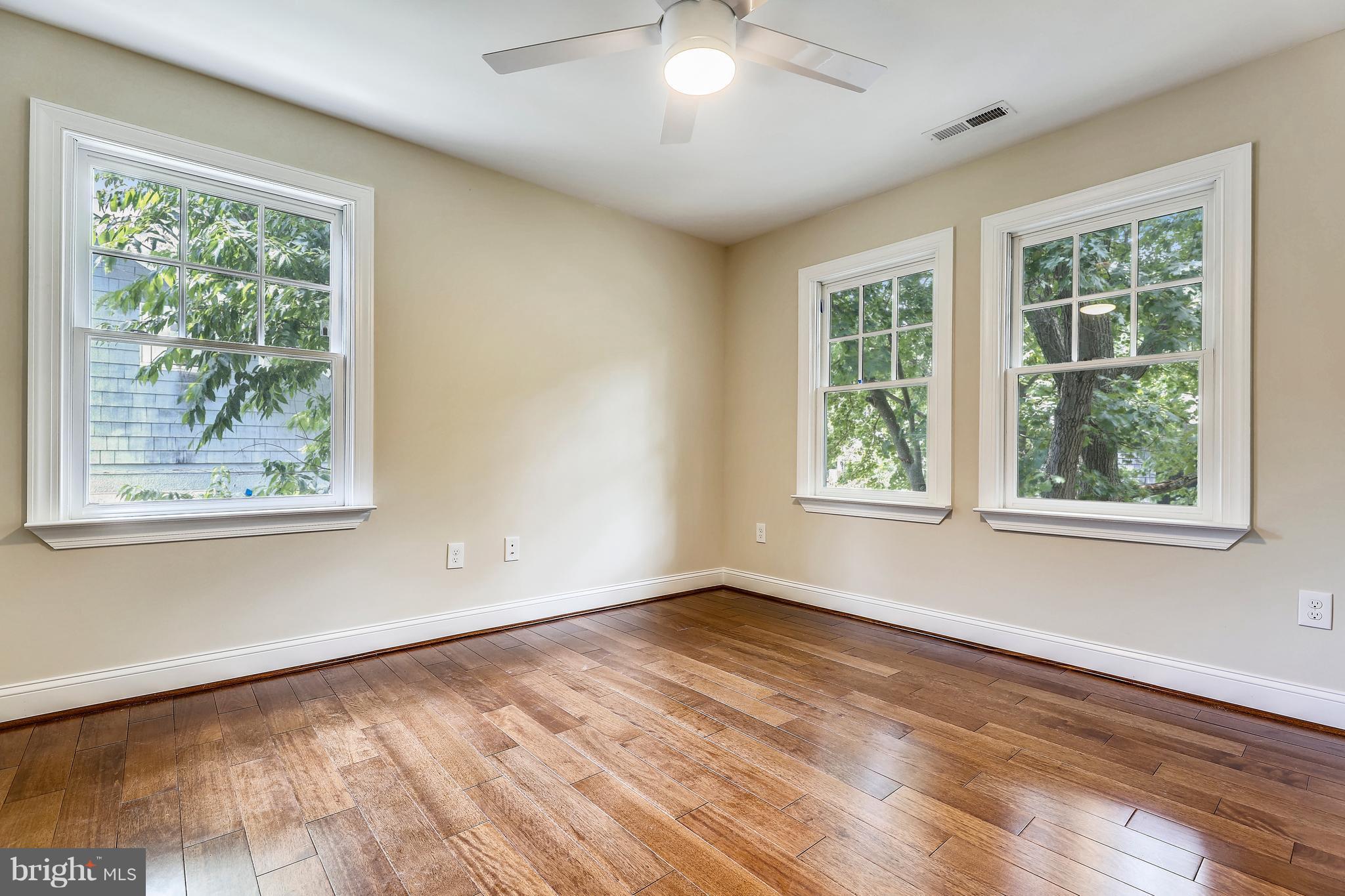 TAKOMA PARK - Residential