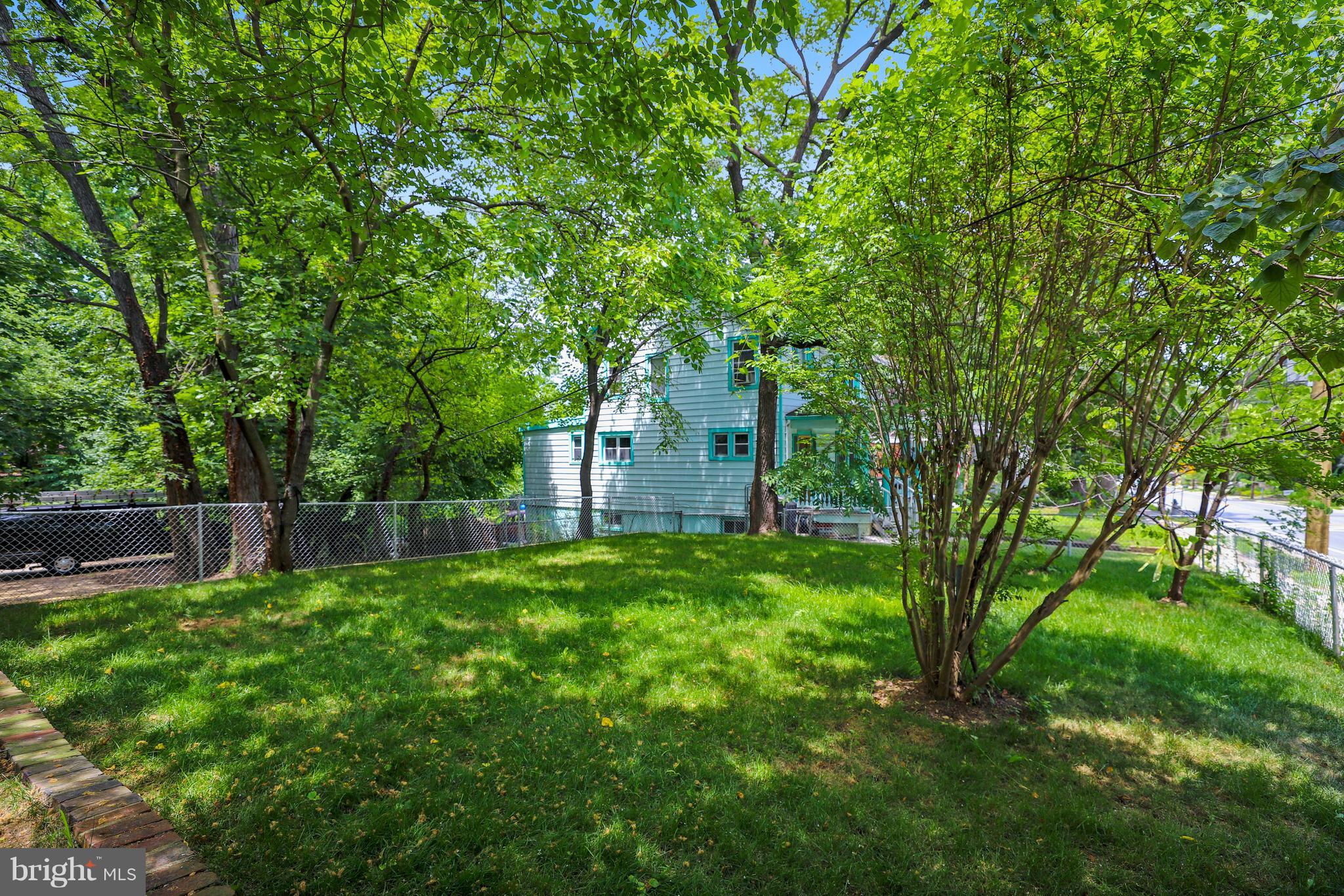 TAKOMA PARK - Residential