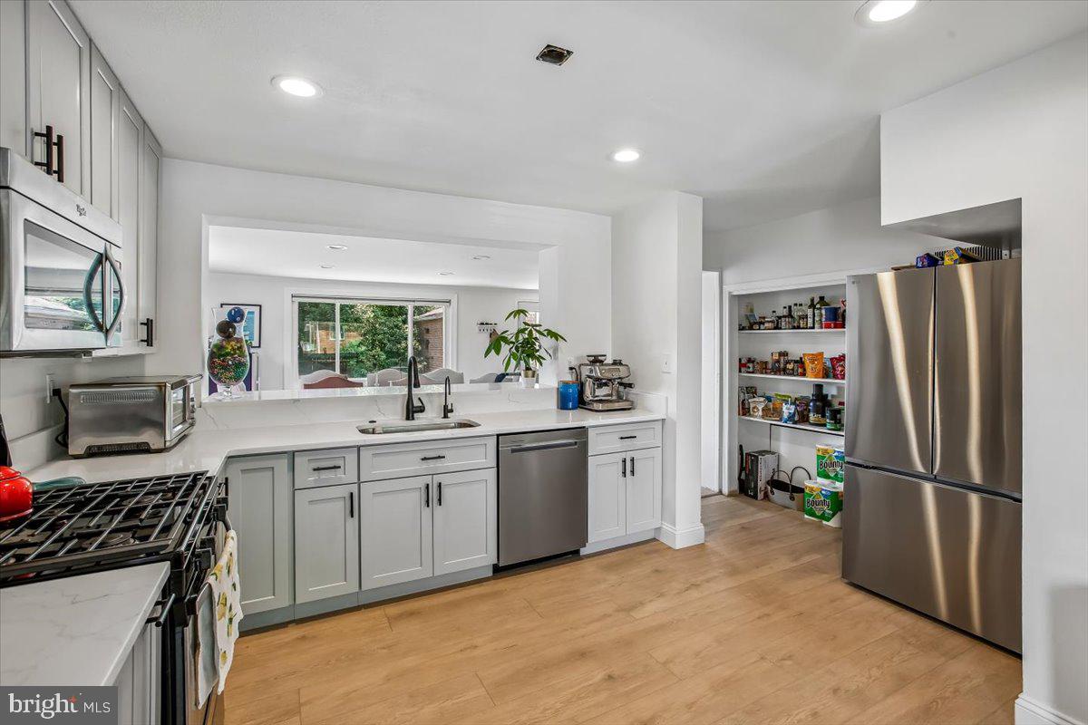 CITY PARK HOMES - Residential