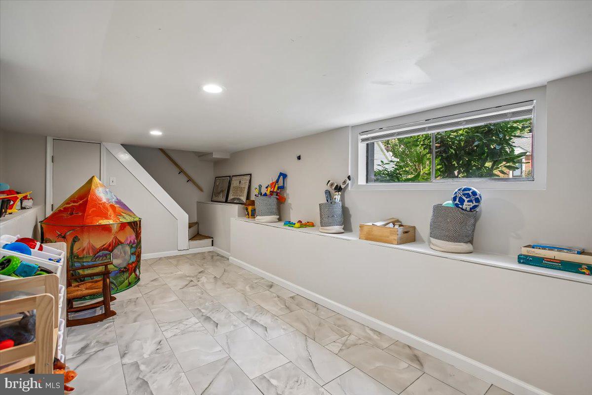 CITY PARK HOMES - Residential