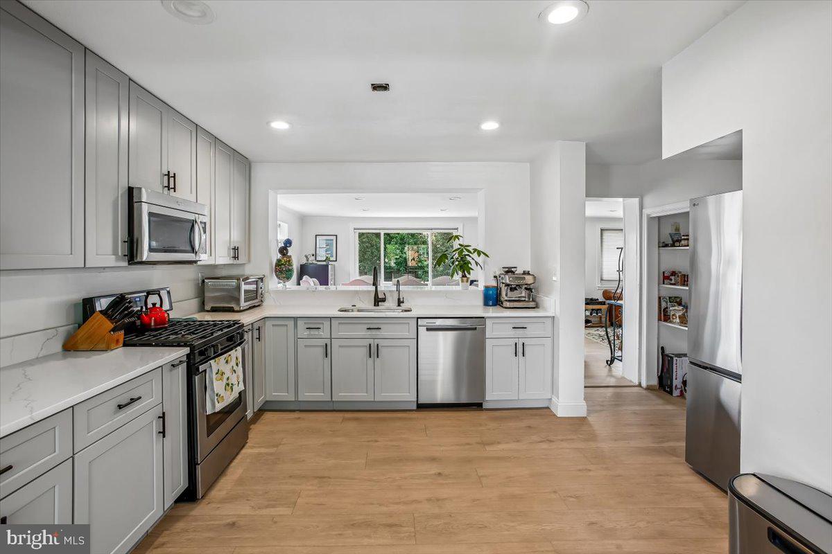 CITY PARK HOMES - Residential