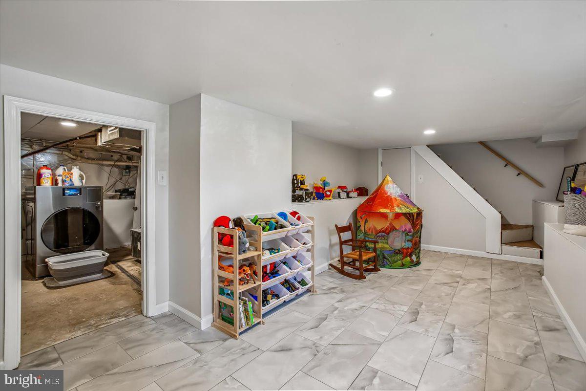 CITY PARK HOMES - Residential