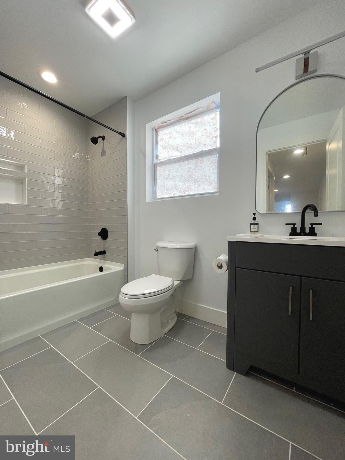 PENNSPORT - Residential Lease