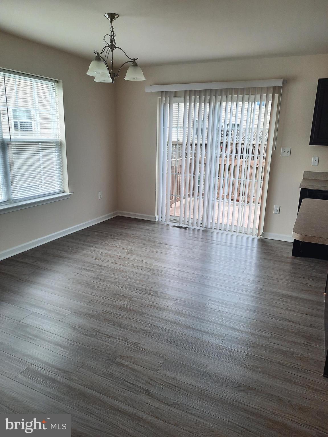 ADMIRALS QUAY - Residential Lease