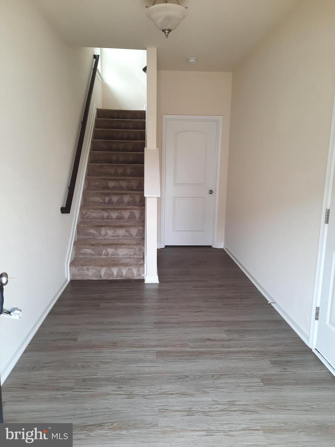 ADMIRALS QUAY - Residential Lease