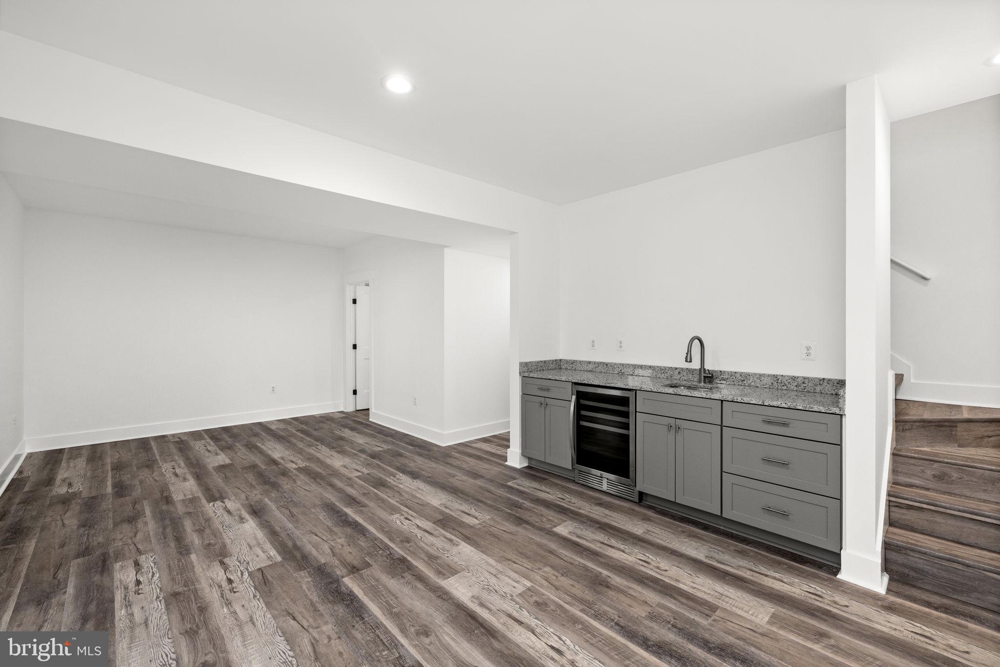 ELK CREEK LANDING - Residential