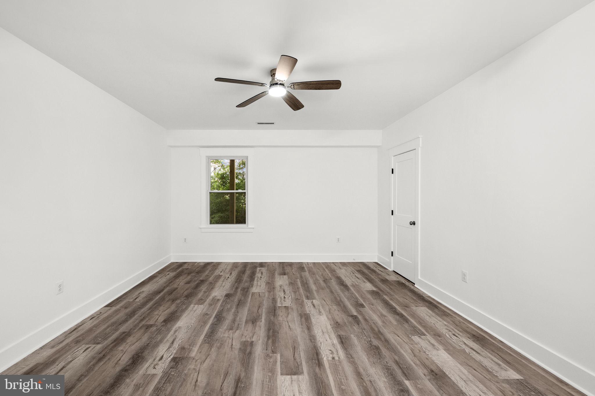 ELK CREEK LANDING - Residential