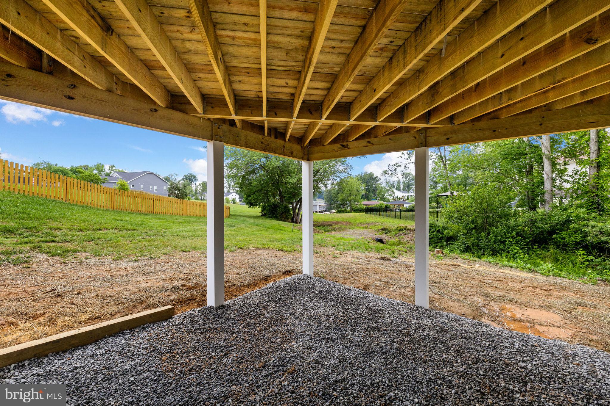 ELK CREEK LANDING - Residential