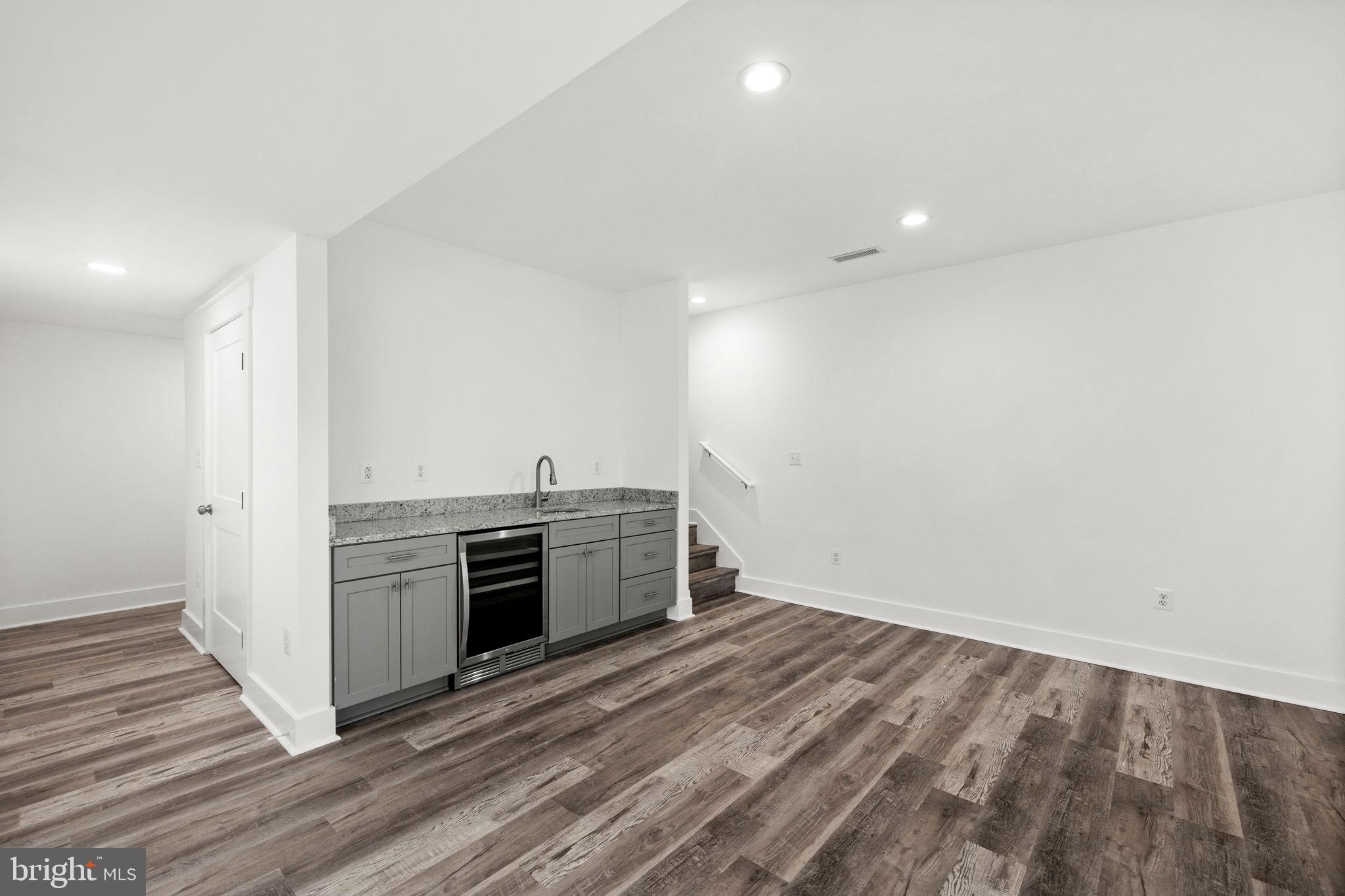 ELK CREEK LANDING - Residential