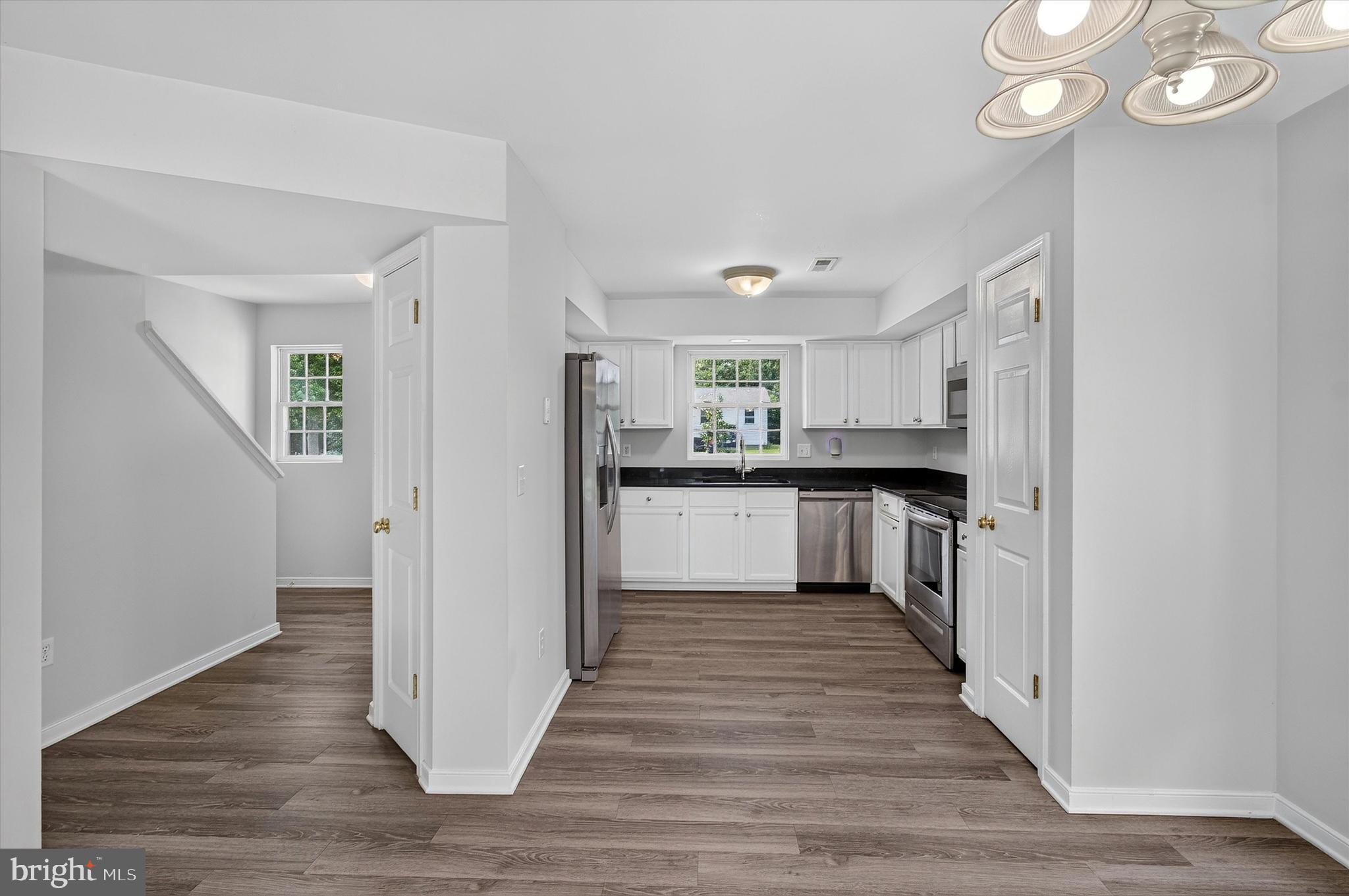 MAYFIELD - Residential