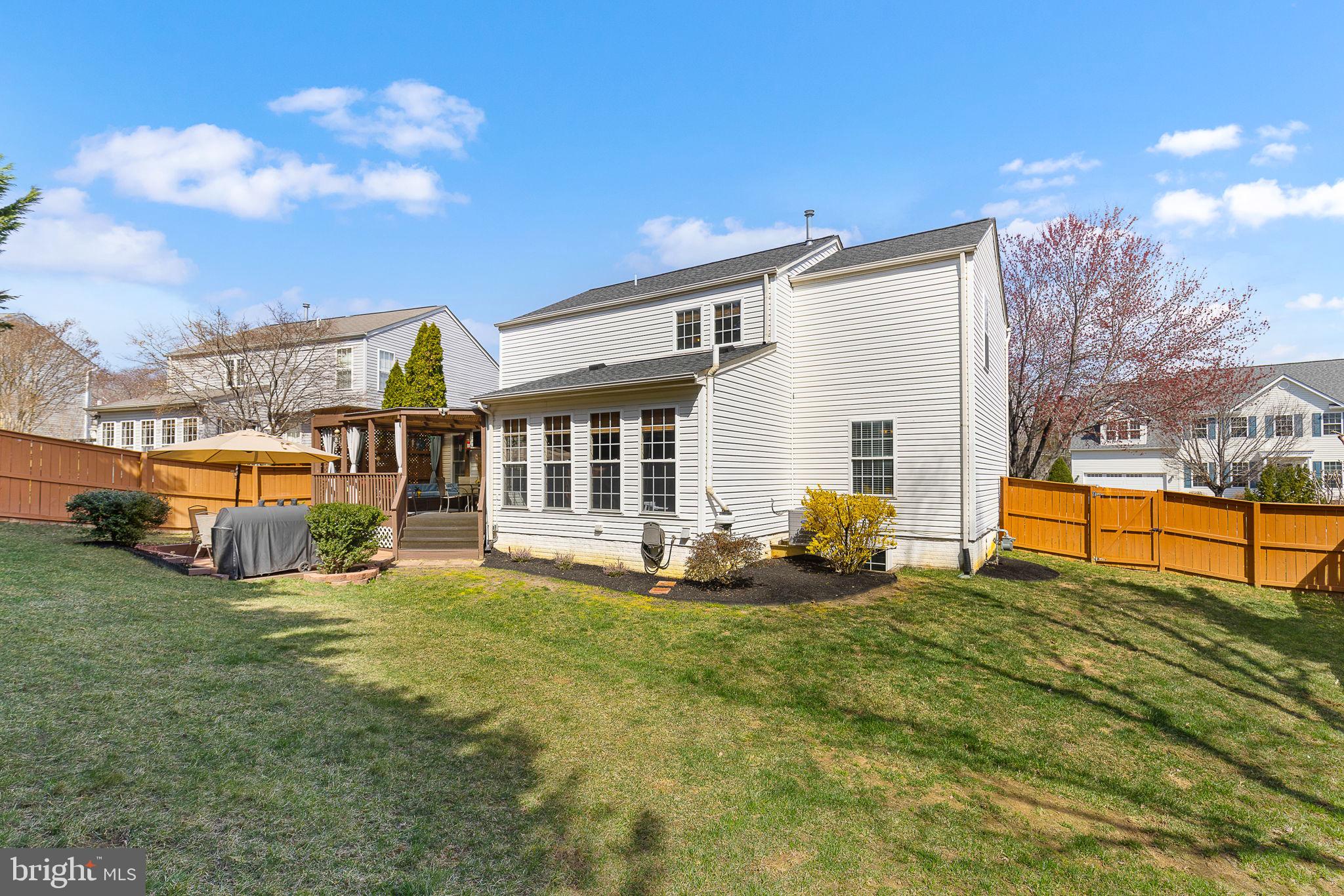 AUTUMN RIDGE - Residential