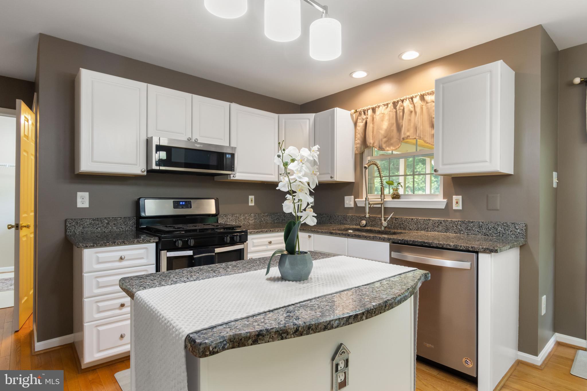 SHANNON RUN - Residential