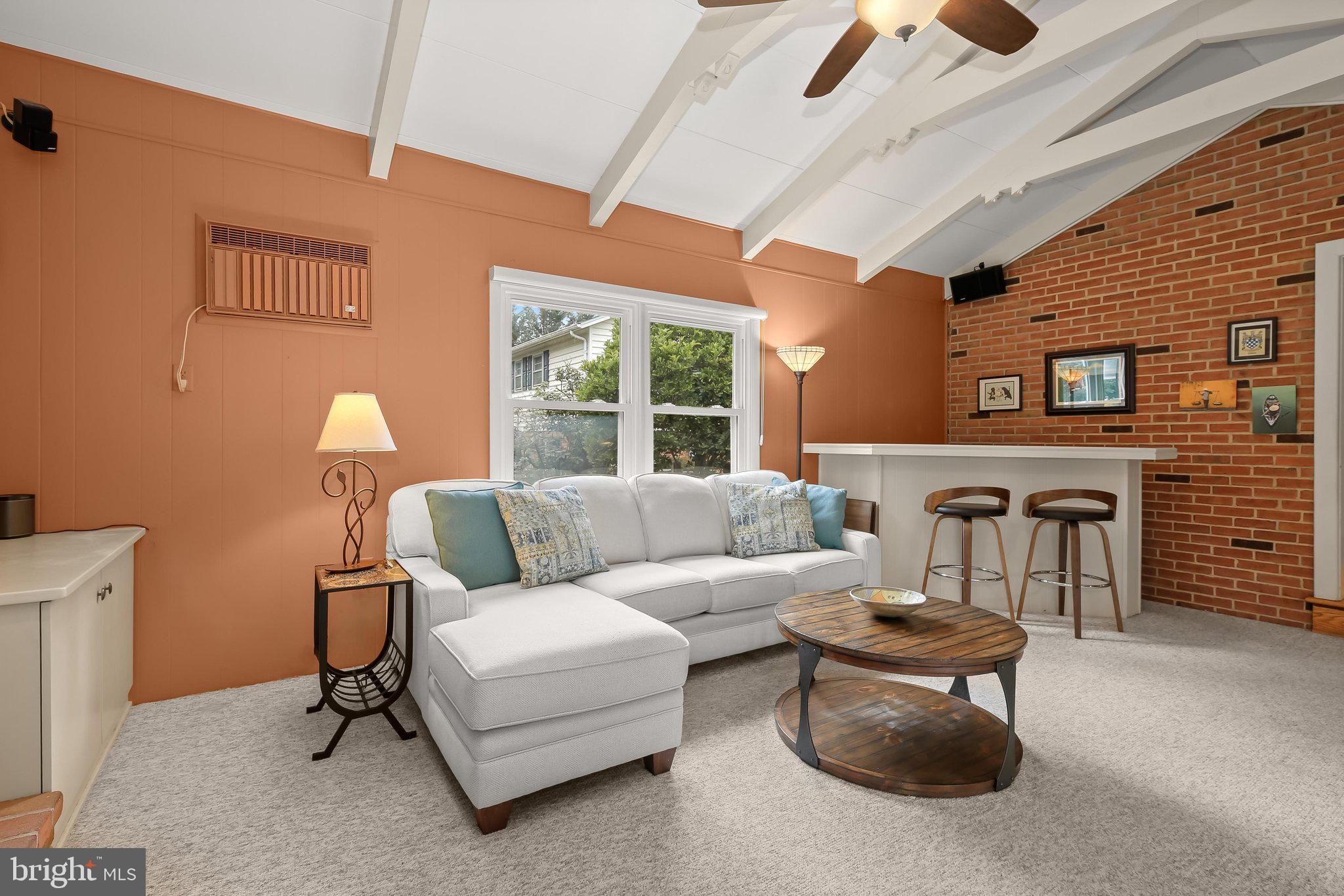 CLOVER HILL - Residential