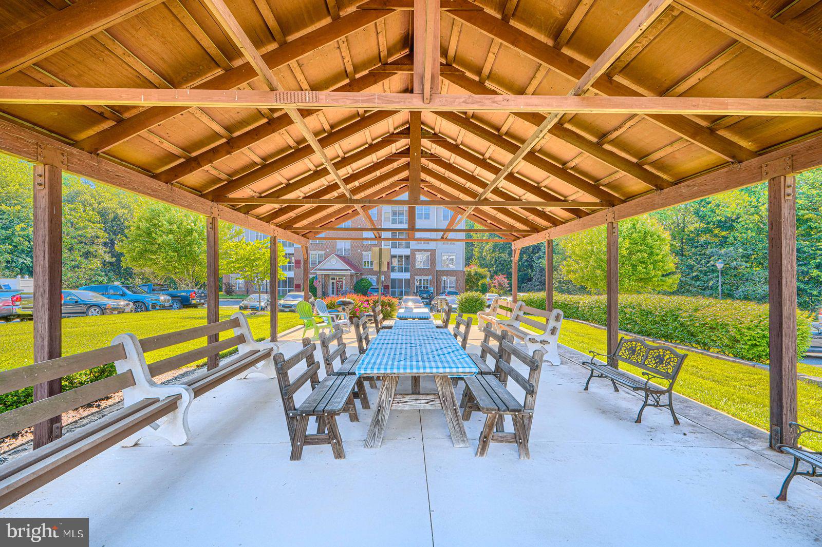 EMERALD HILLS - Residential