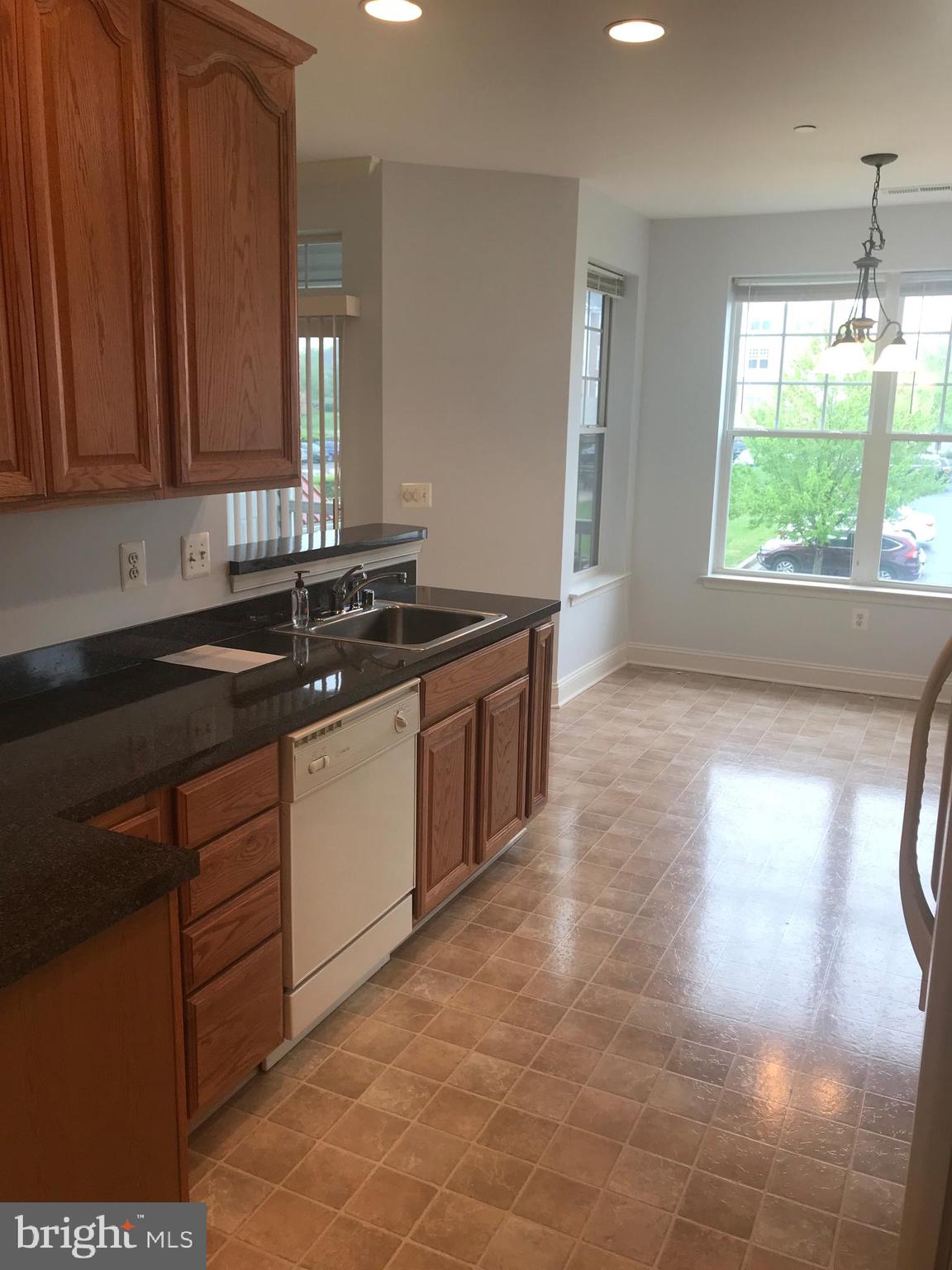 EMERALD HILLS - Residential