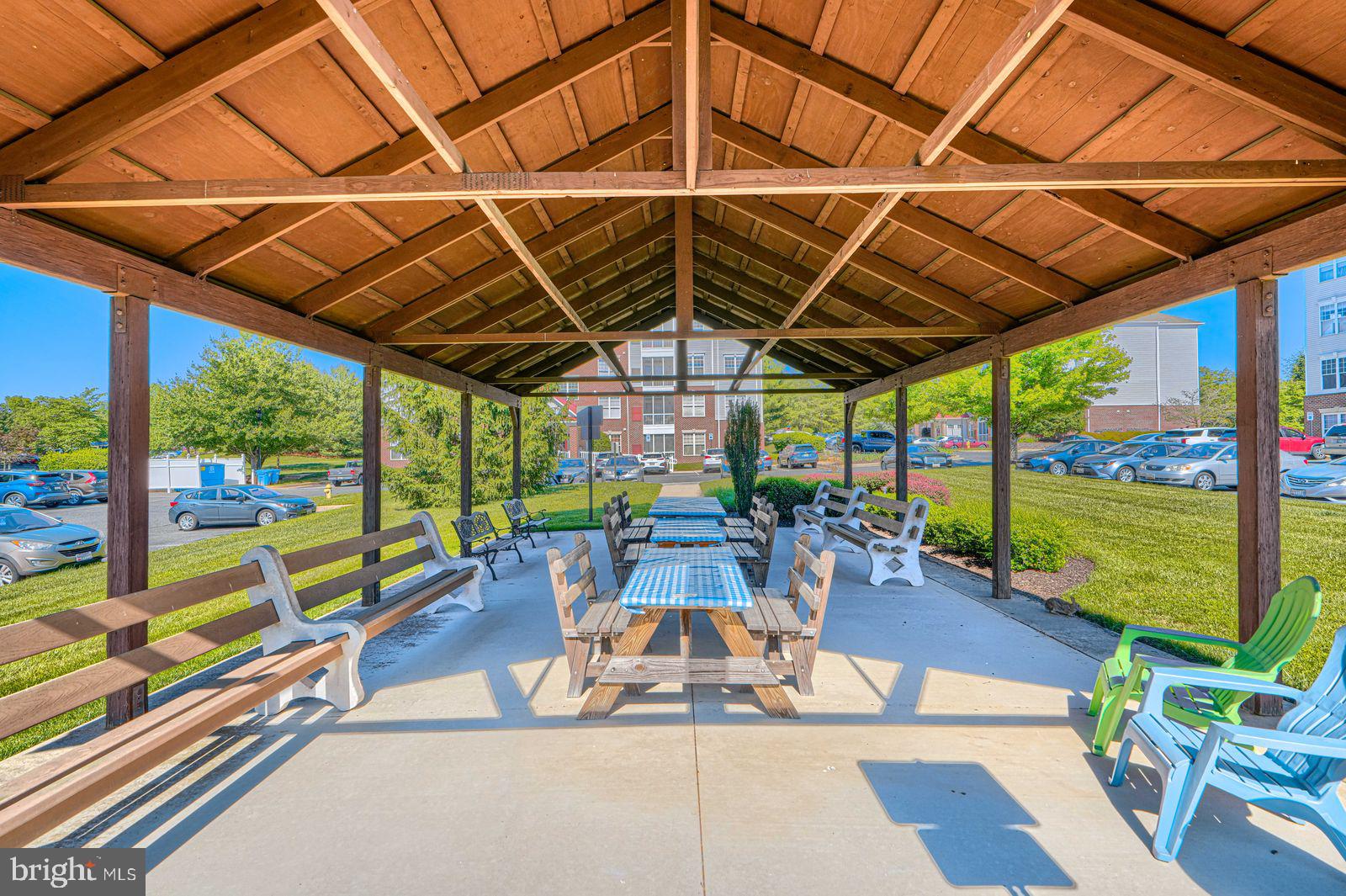 EMERALD HILLS - Residential