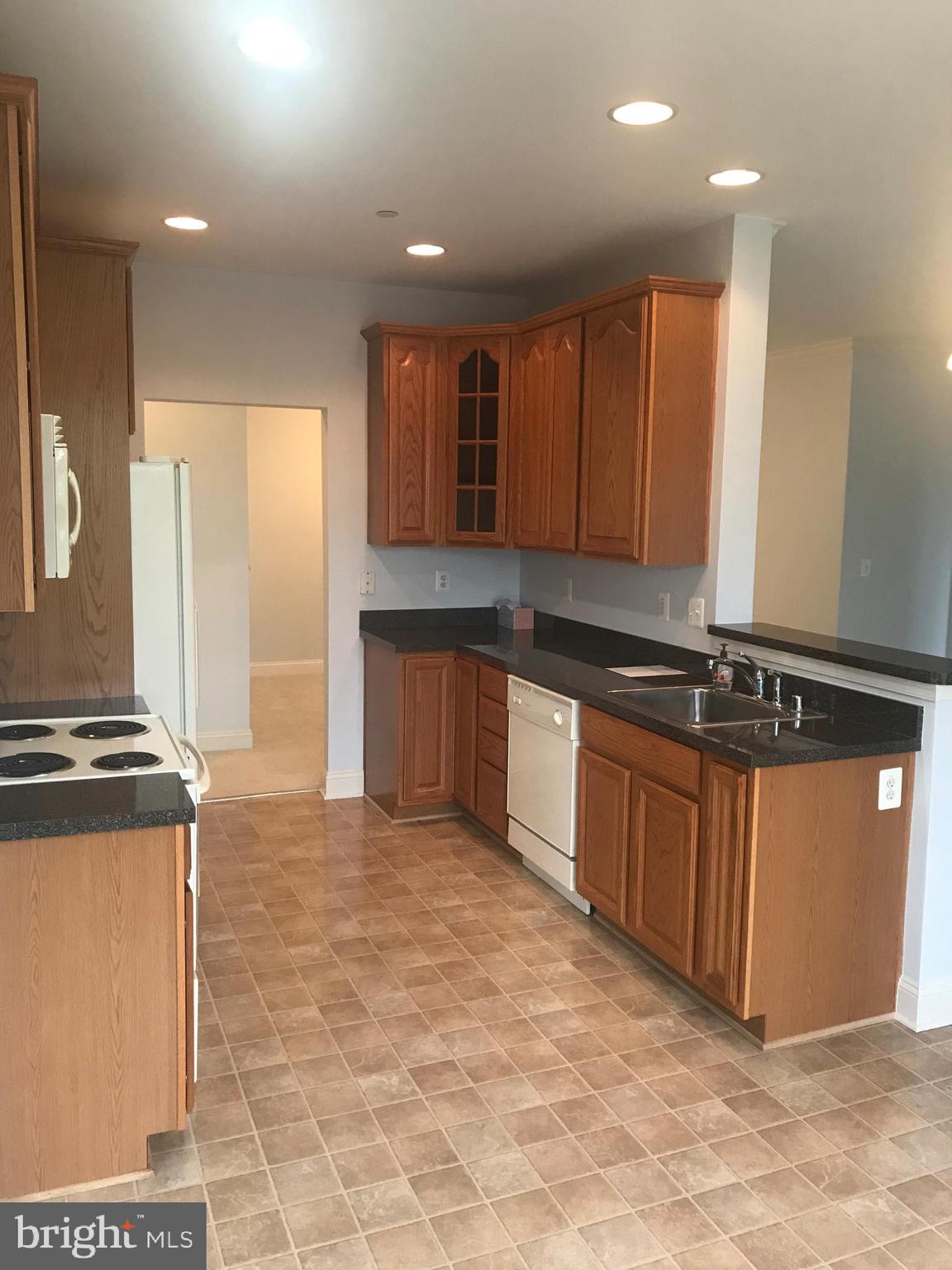 EMERALD HILLS - Residential