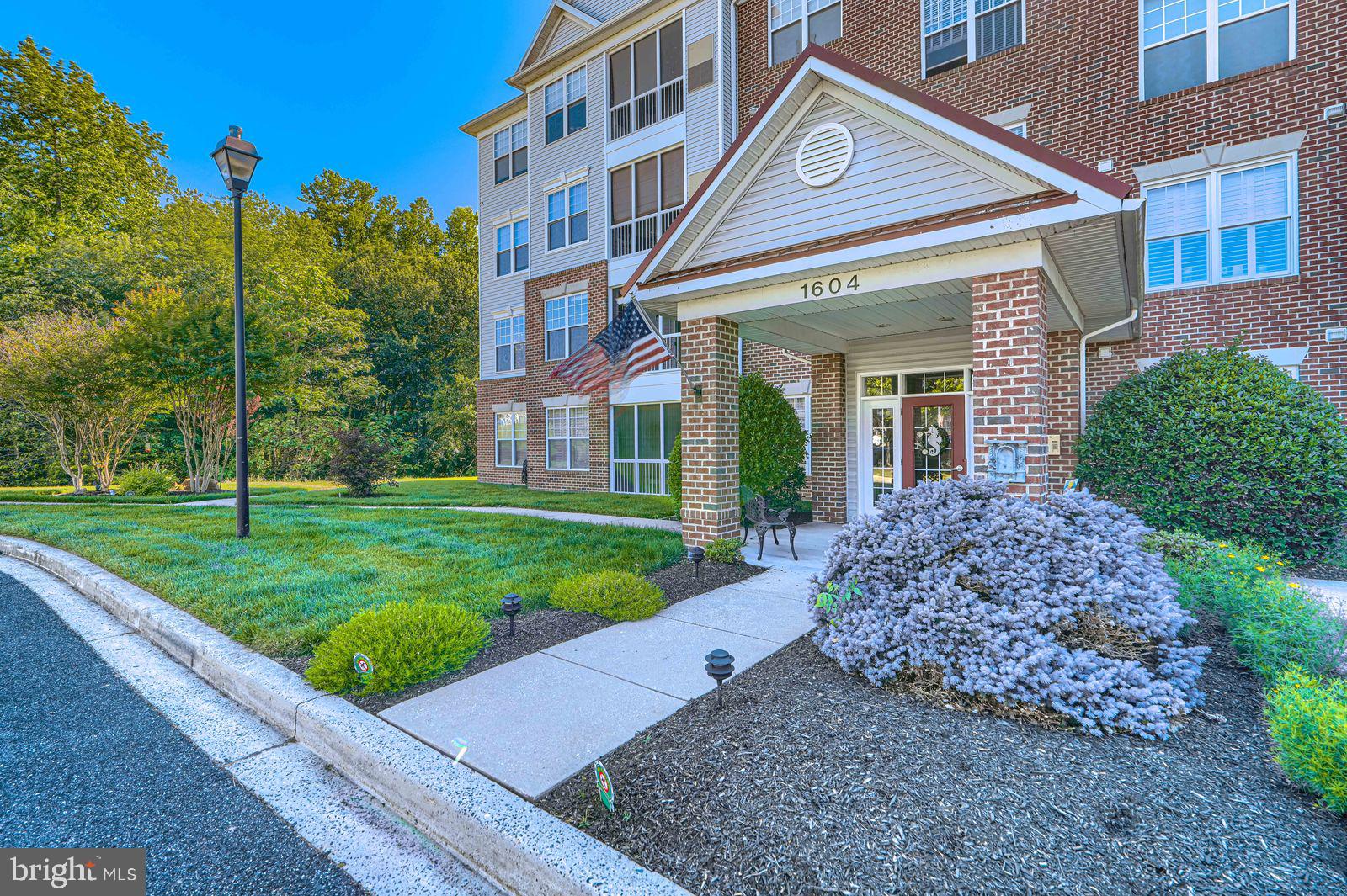 EMERALD HILLS - Residential