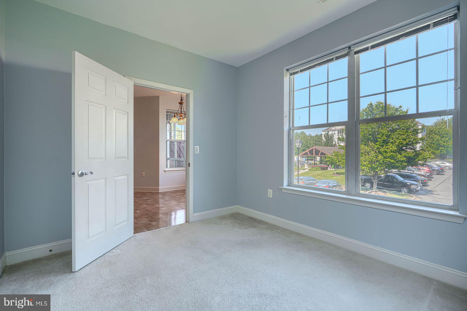 EMERALD HILLS - Residential