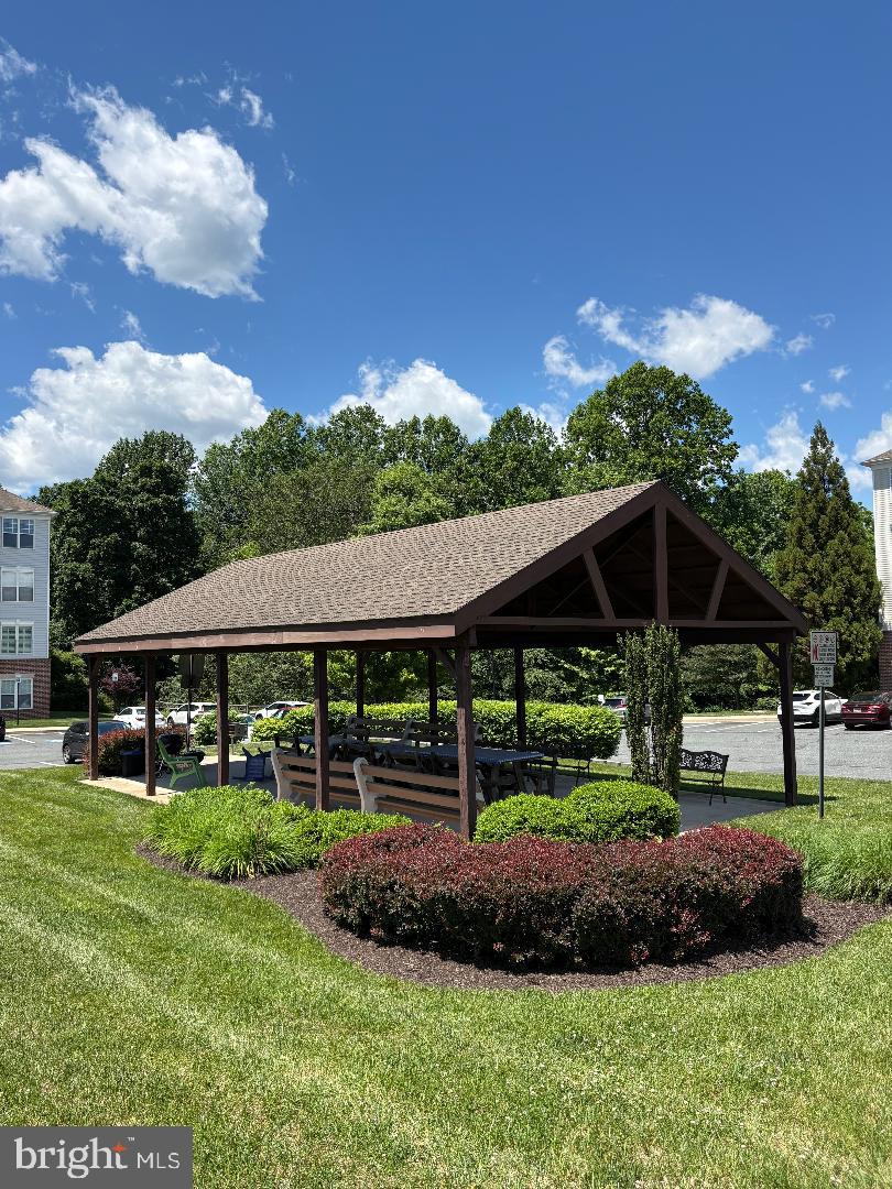 EMERALD HILLS - Residential