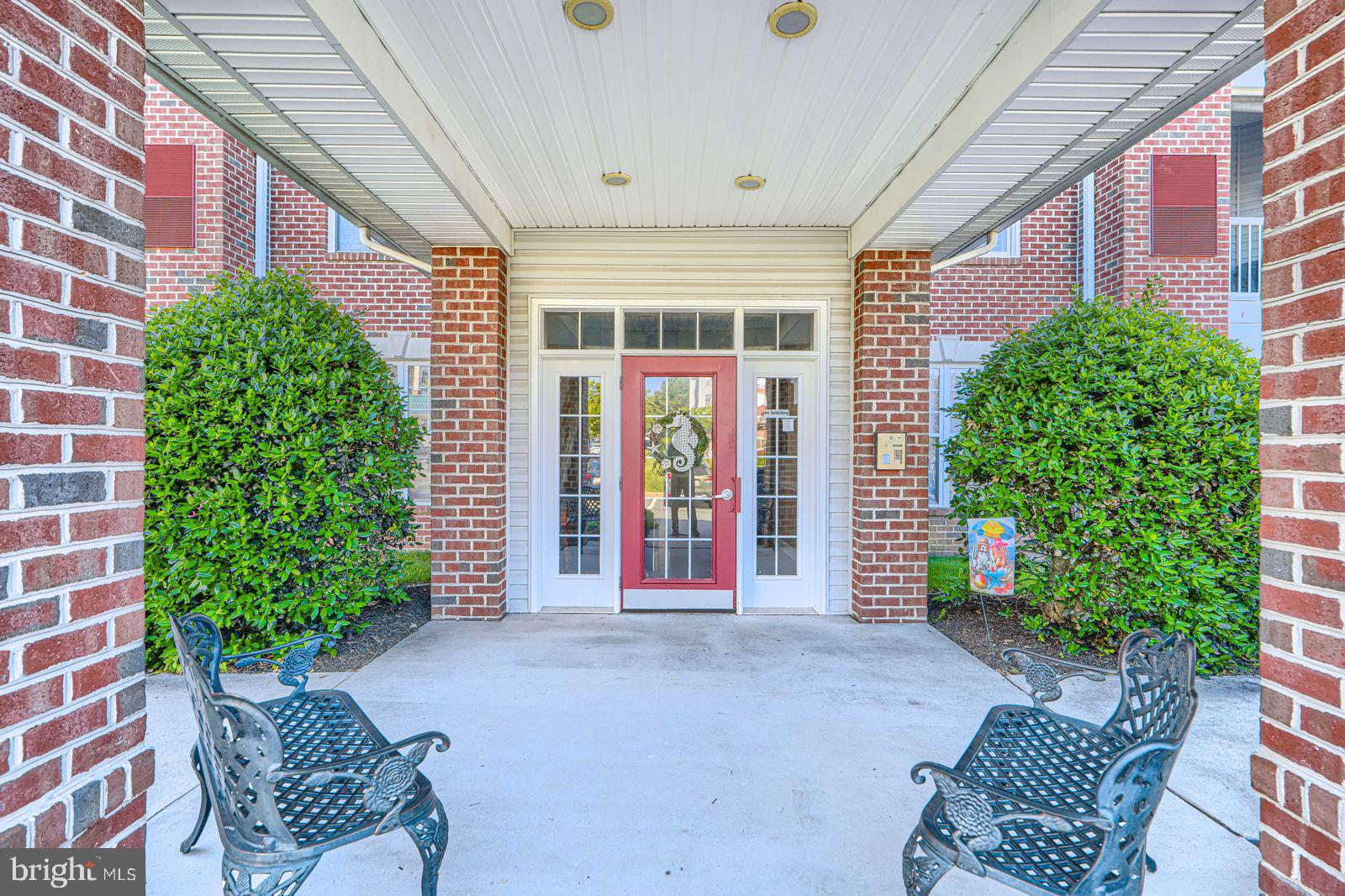 EMERALD HILLS - Residential