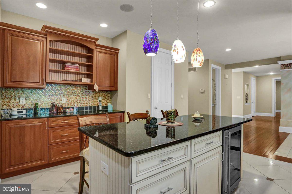 INVERNESS AT SPRIN - Residential