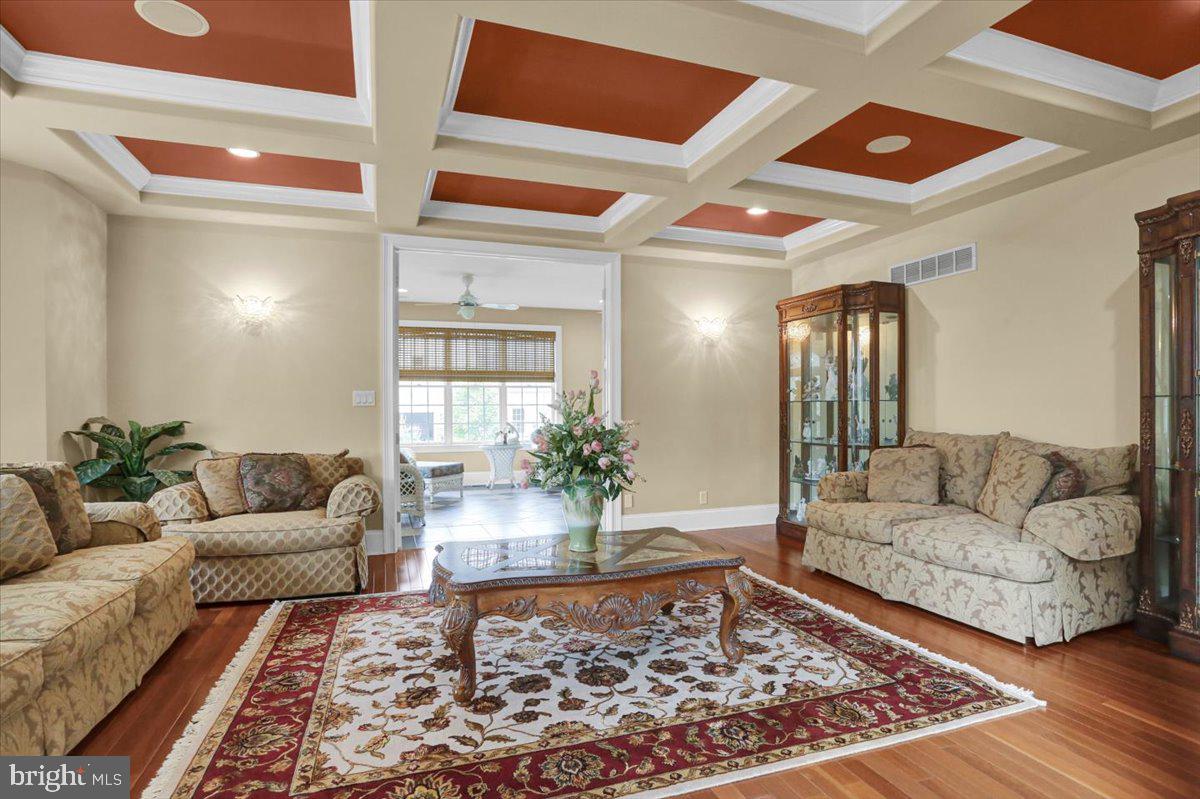 INVERNESS AT SPRIN - Residential