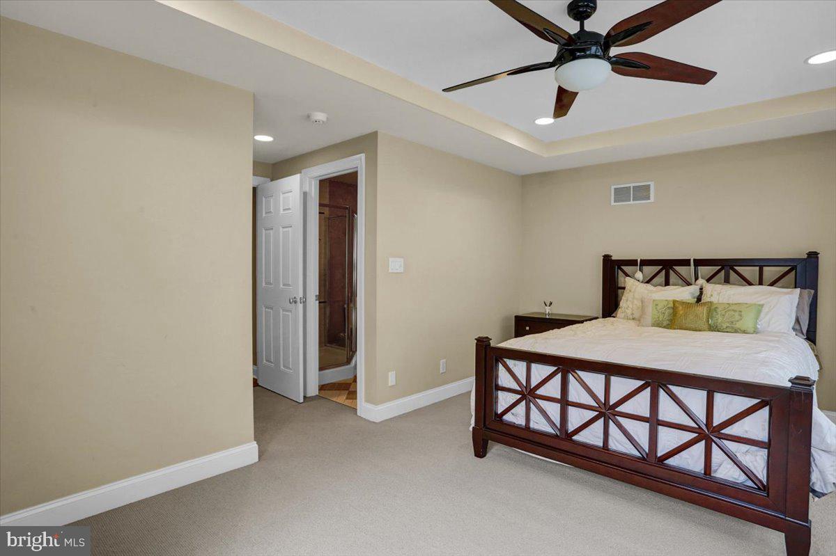INVERNESS AT SPRIN - Residential