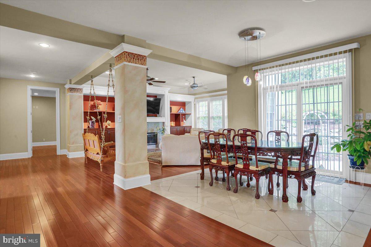 INVERNESS AT SPRIN - Residential