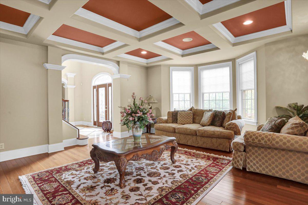 INVERNESS AT SPRIN - Residential