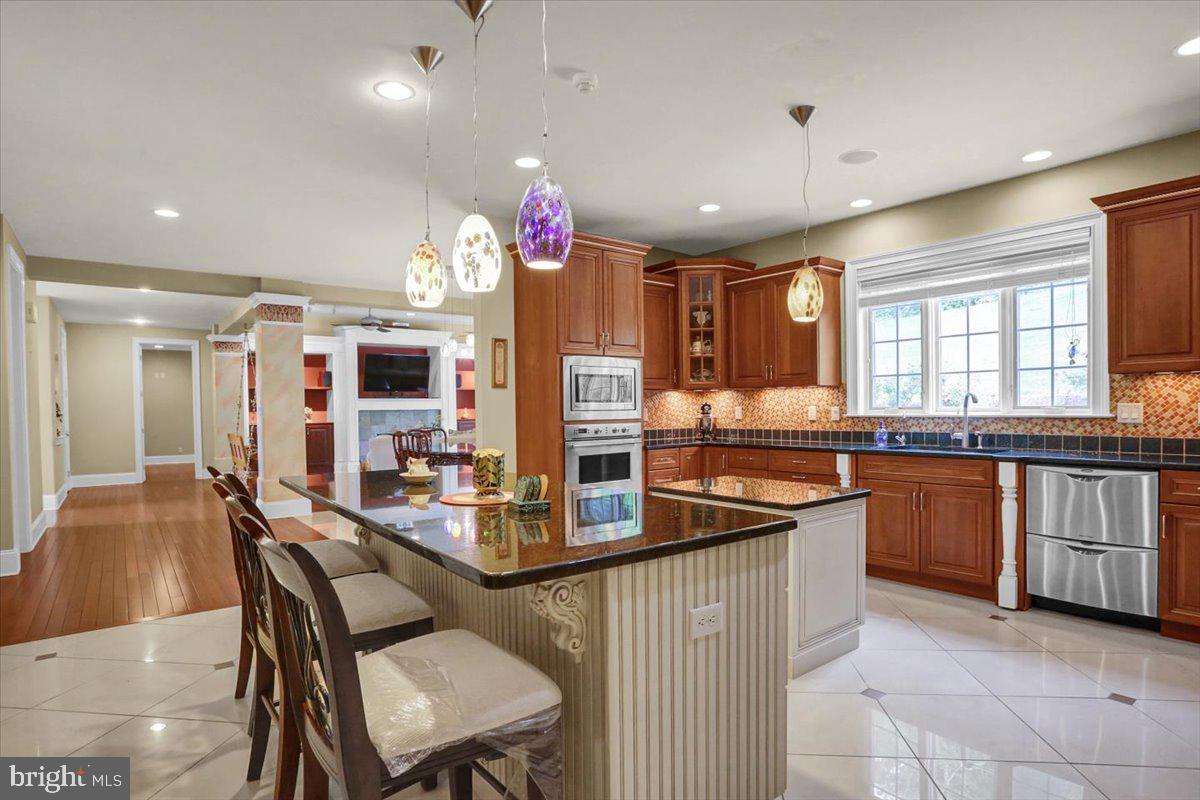 INVERNESS AT SPRIN - Residential