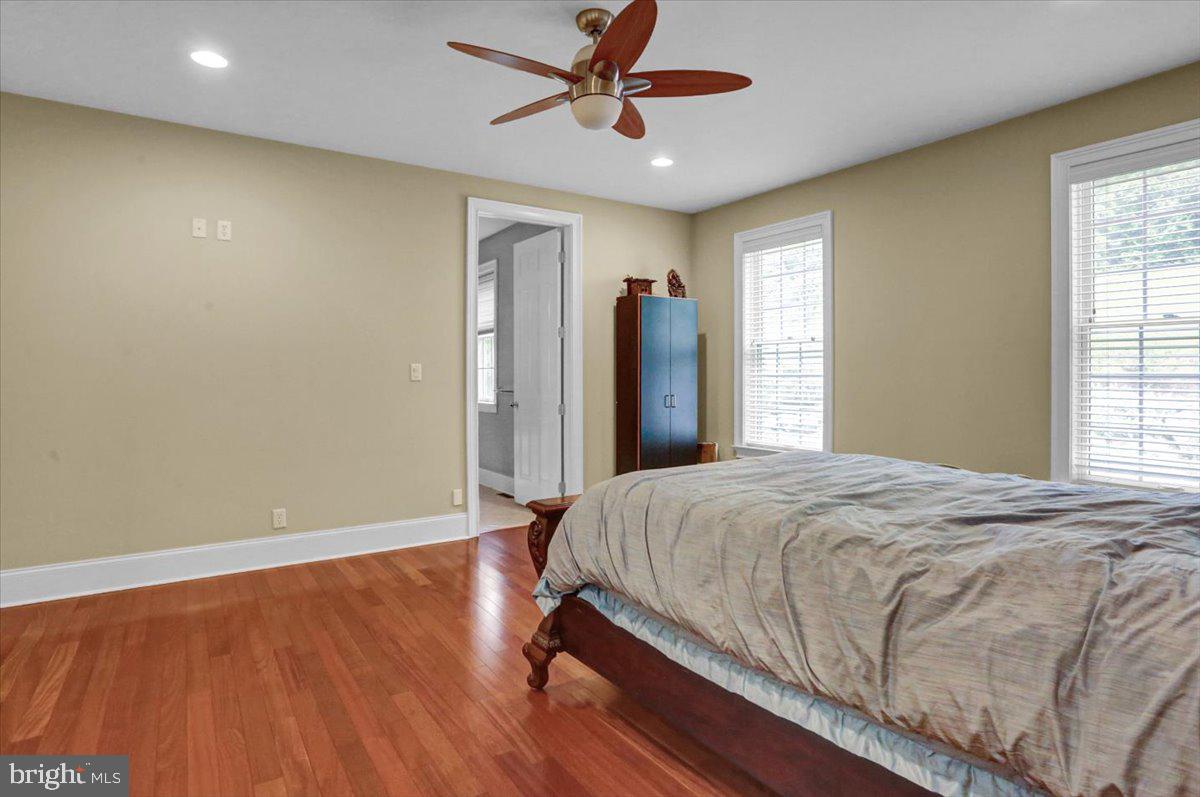 INVERNESS AT SPRIN - Residential