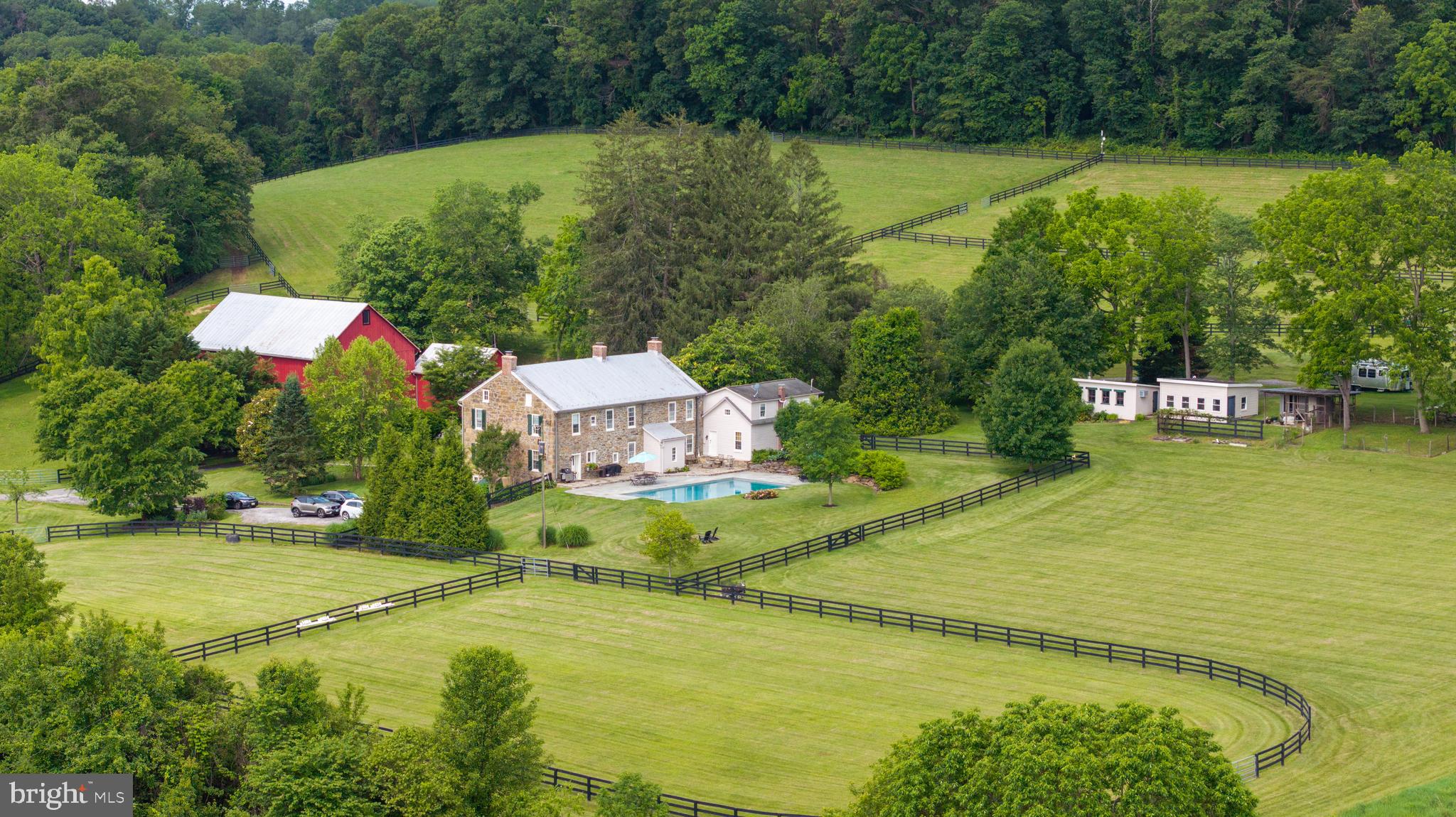 HAMPSTEAD - Farm