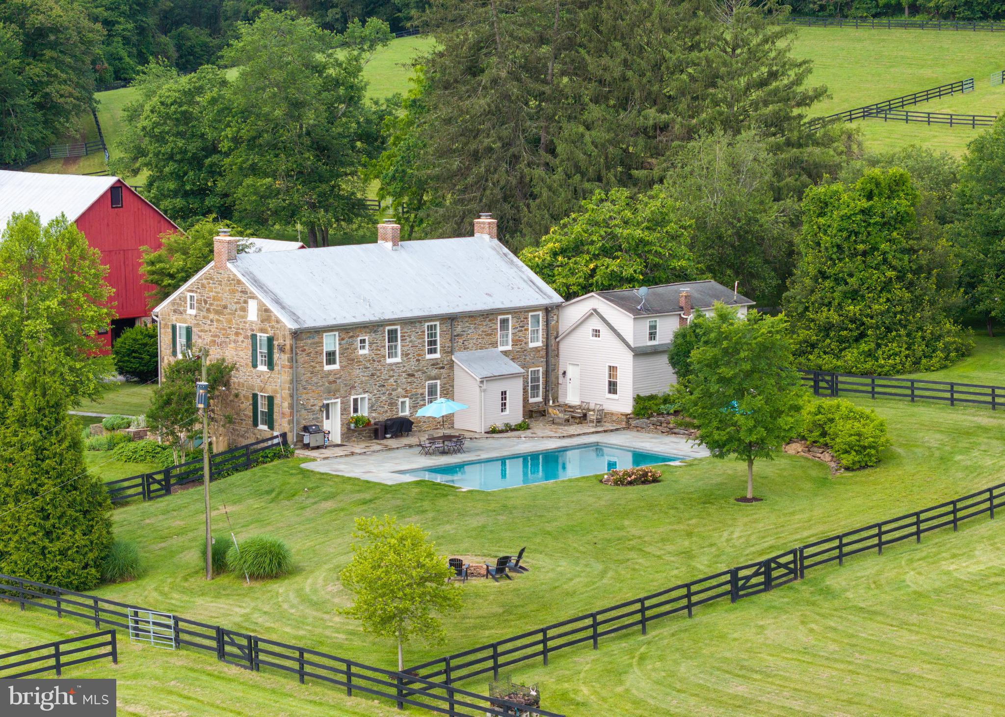 HAMPSTEAD - Farm