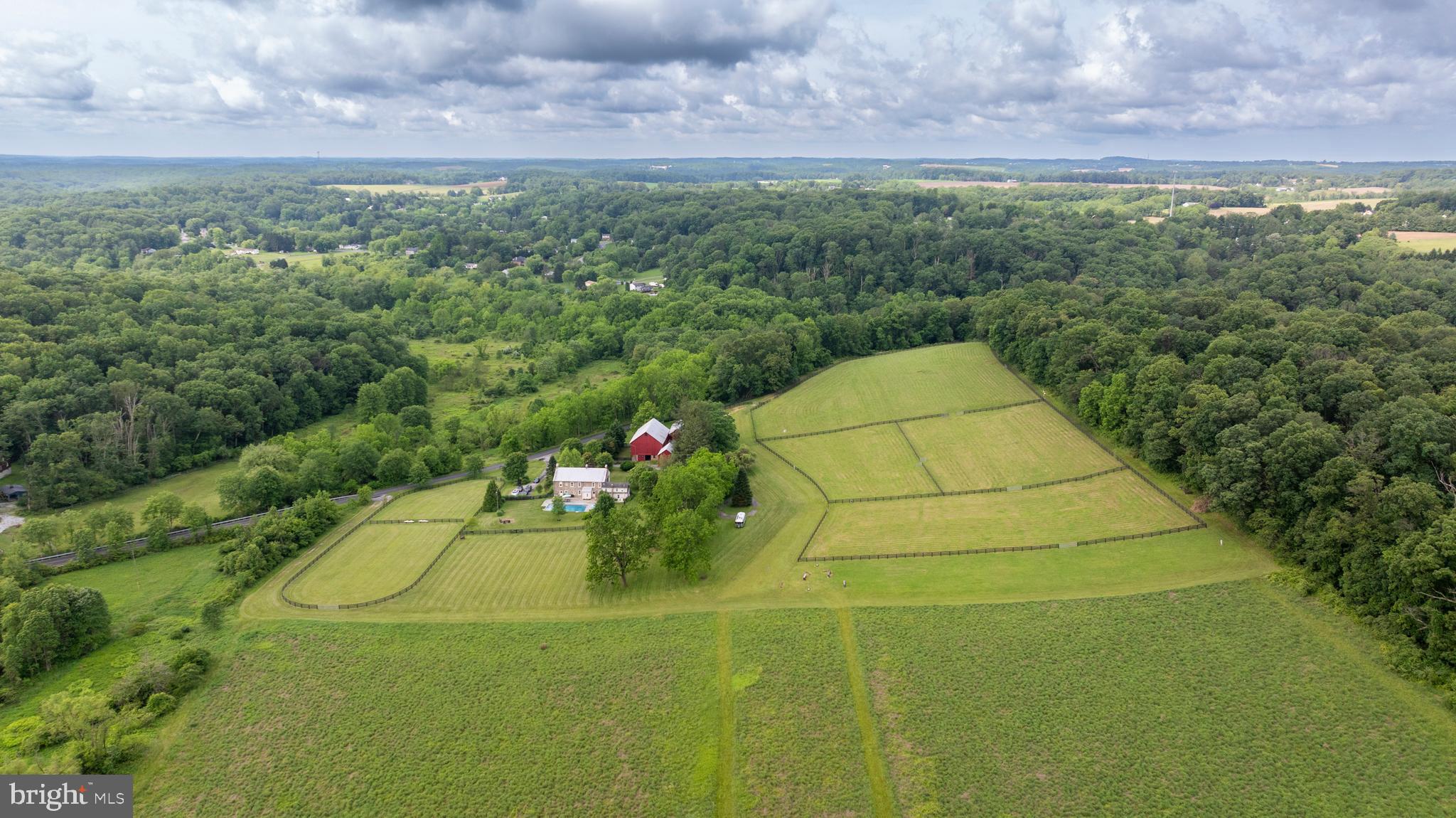 HAMPSTEAD - Farm