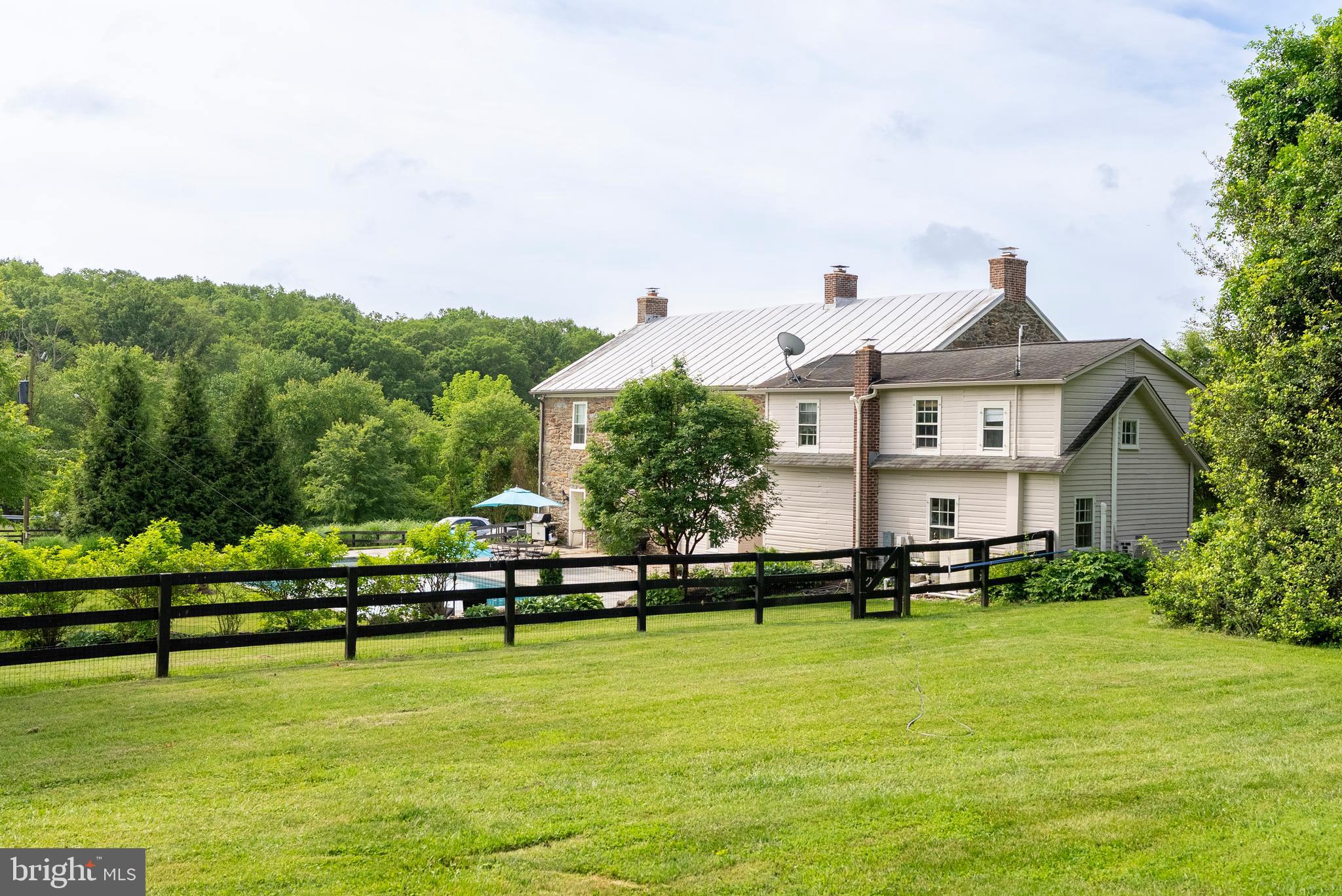 HAMPSTEAD - Farm