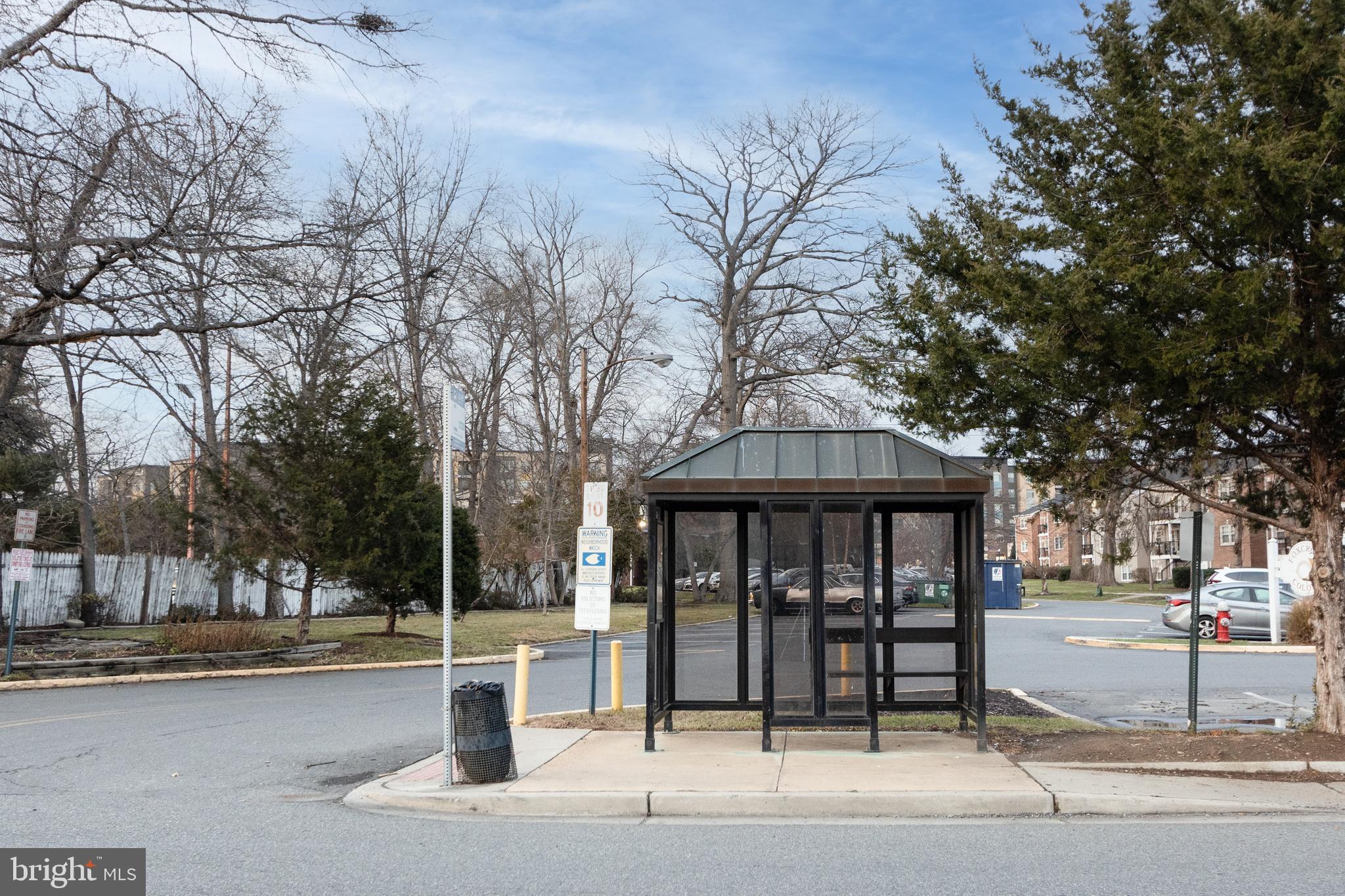 FOXCROFT COLONY CONDOS - Residential