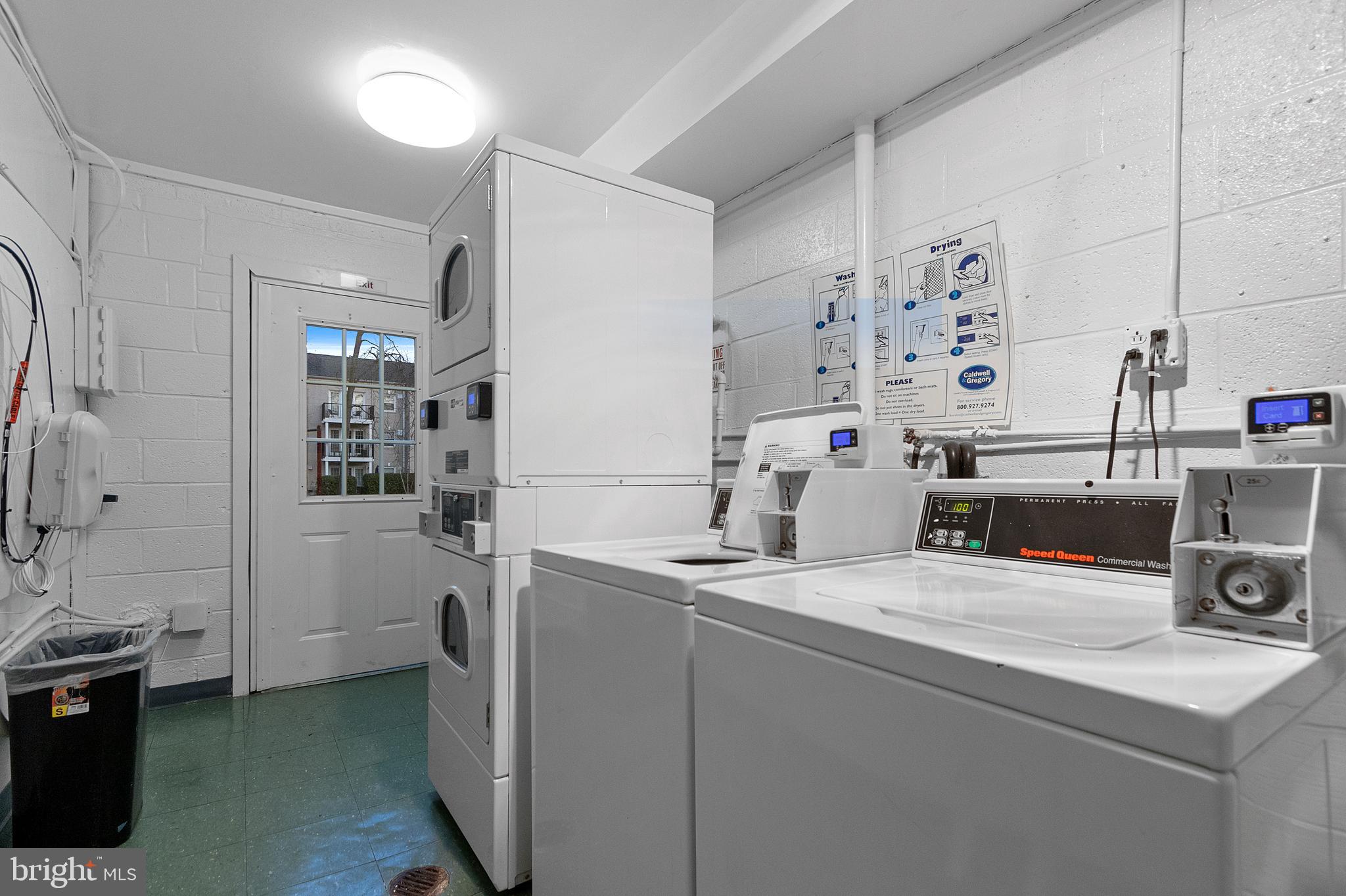 FOXCROFT COLONY CONDOS - Residential