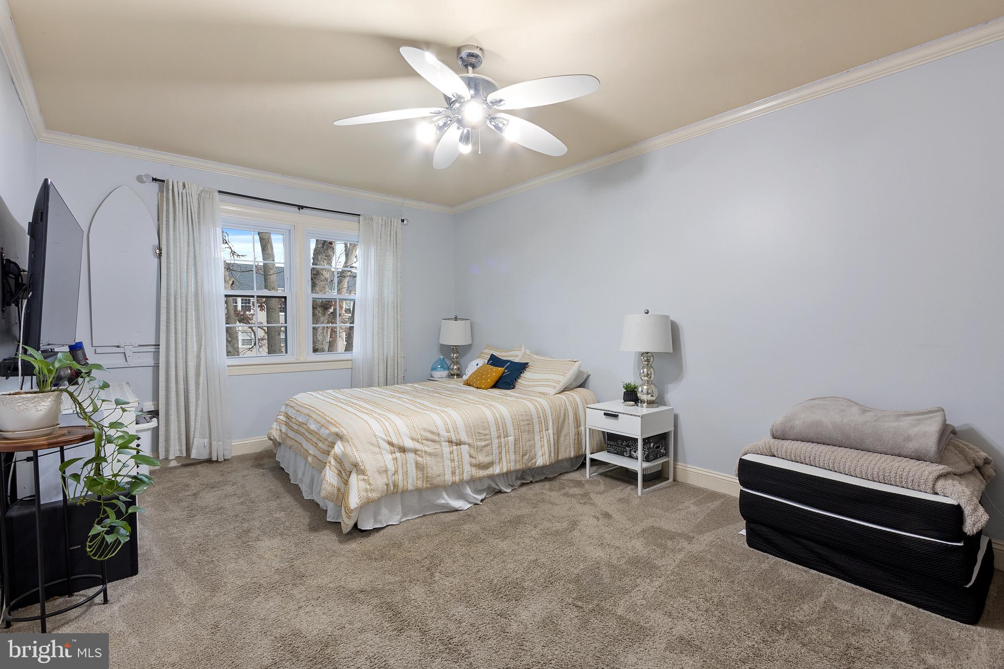 FOXCROFT COLONY CONDOS - Residential