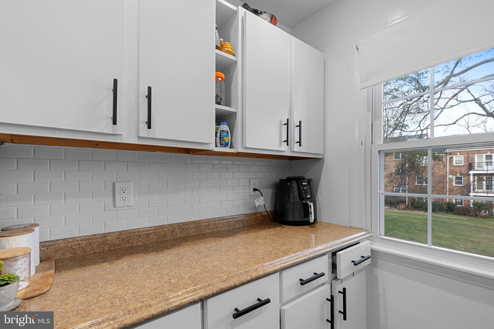 FOXCROFT COLONY CONDOS - Residential