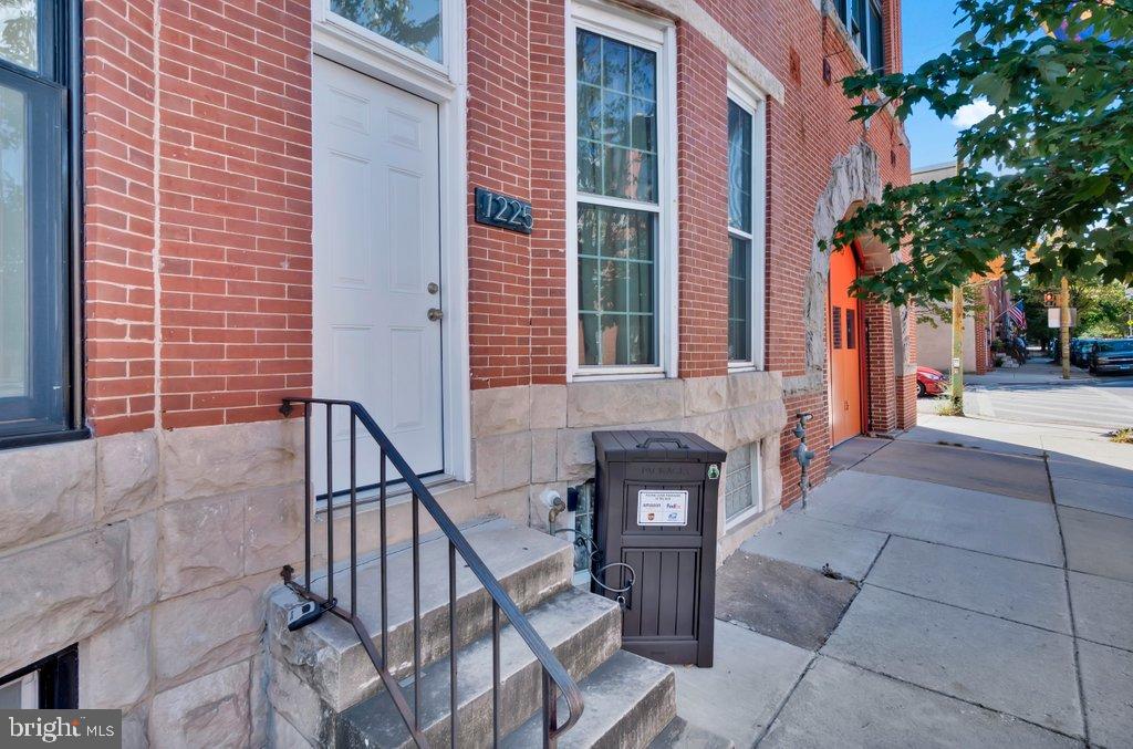 WYMAN PARK HAMPDEN - Residential
