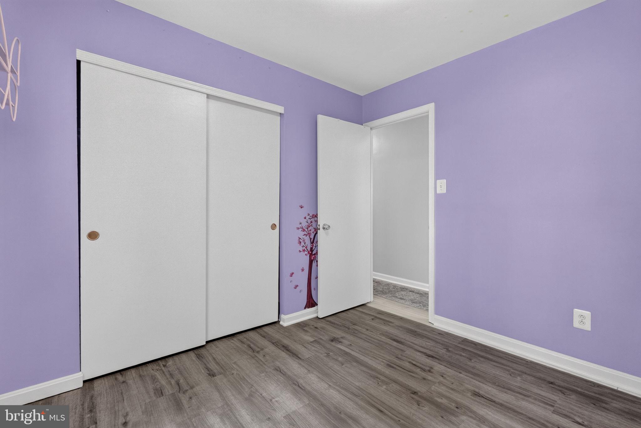 STAFFORD OAKS - Residential