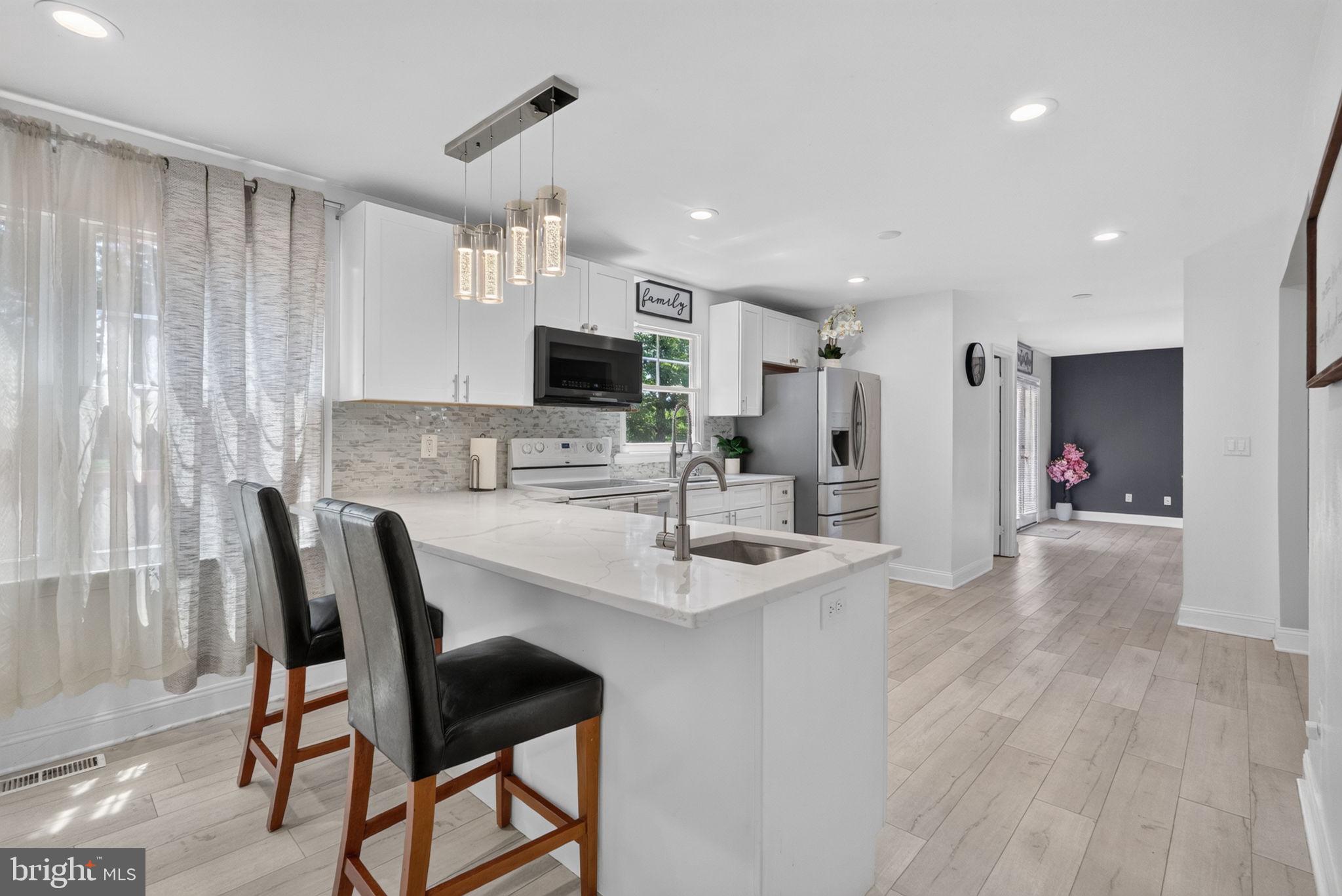 STAFFORD OAKS - Residential