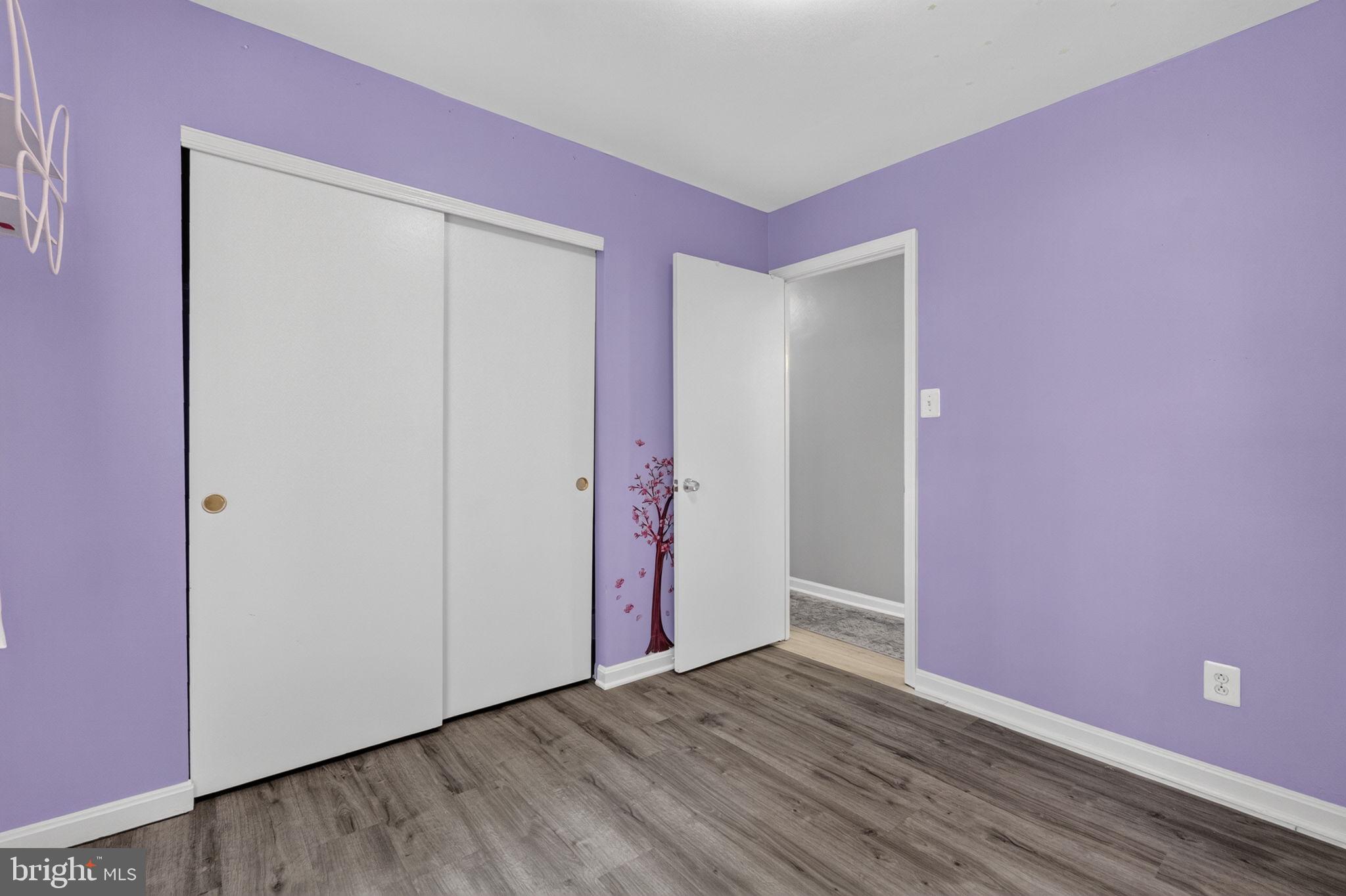 STAFFORD OAKS - Residential