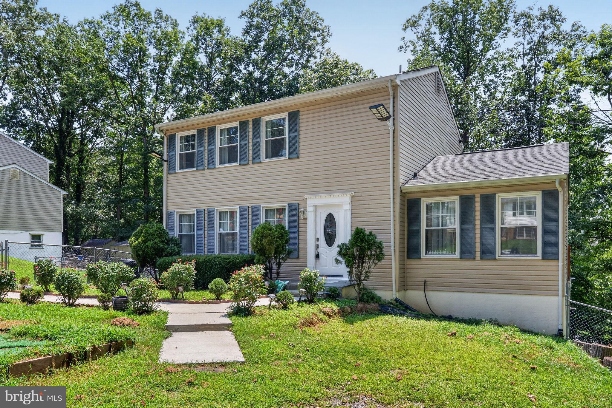 STAFFORD OAKS - Residential
