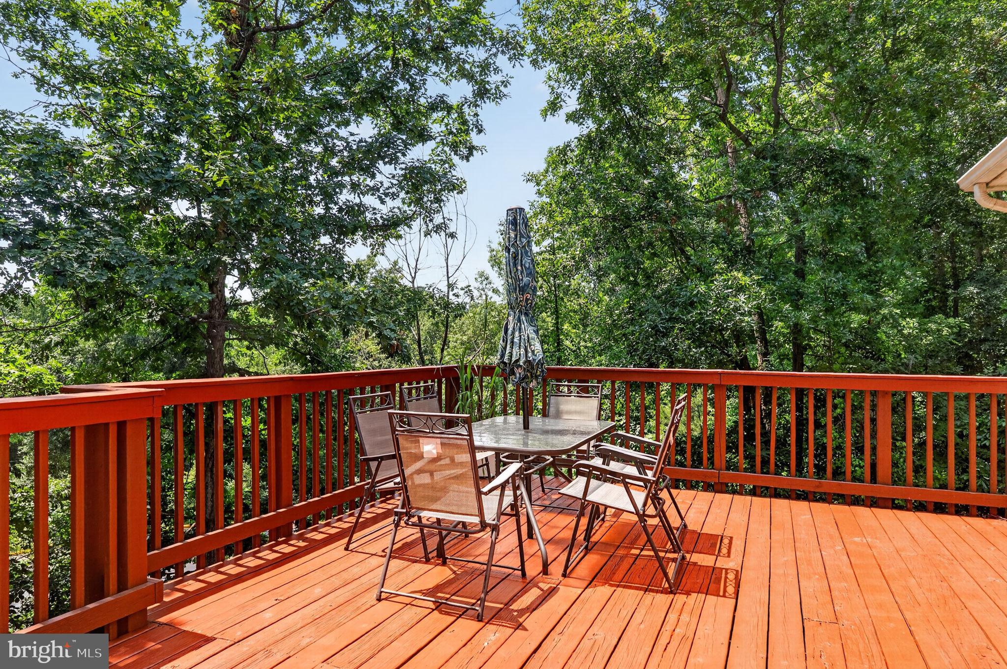 STAFFORD OAKS - Residential