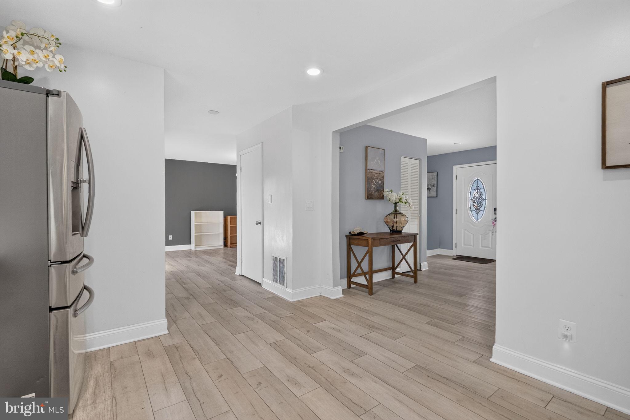 STAFFORD OAKS - Residential