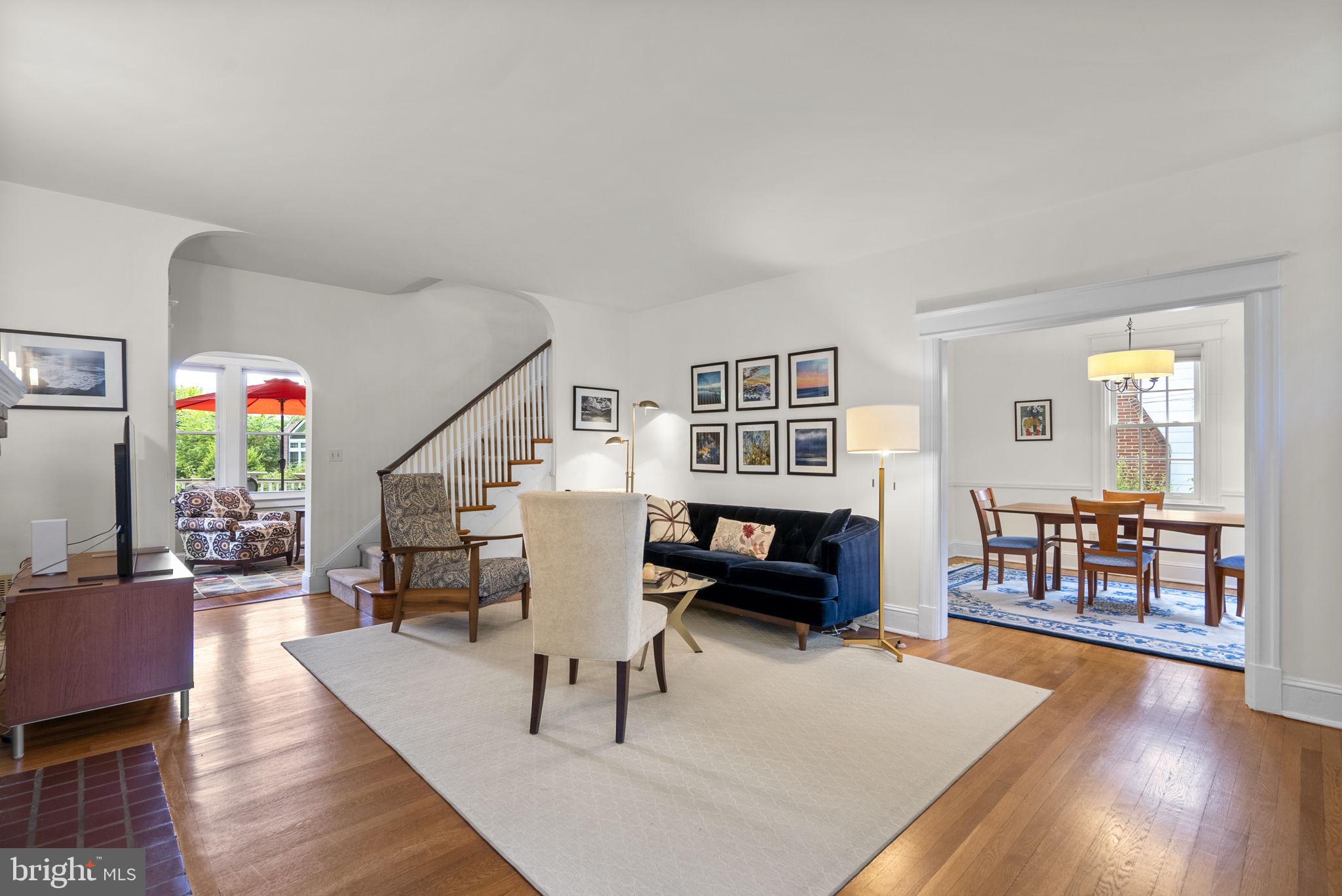 NORTH WOODSIDE - Residential