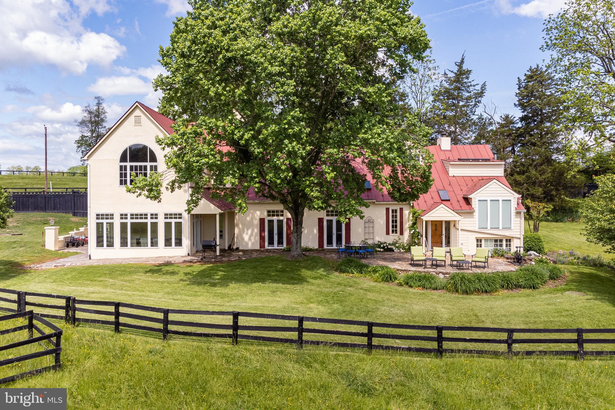 THE PLAINS - Residential