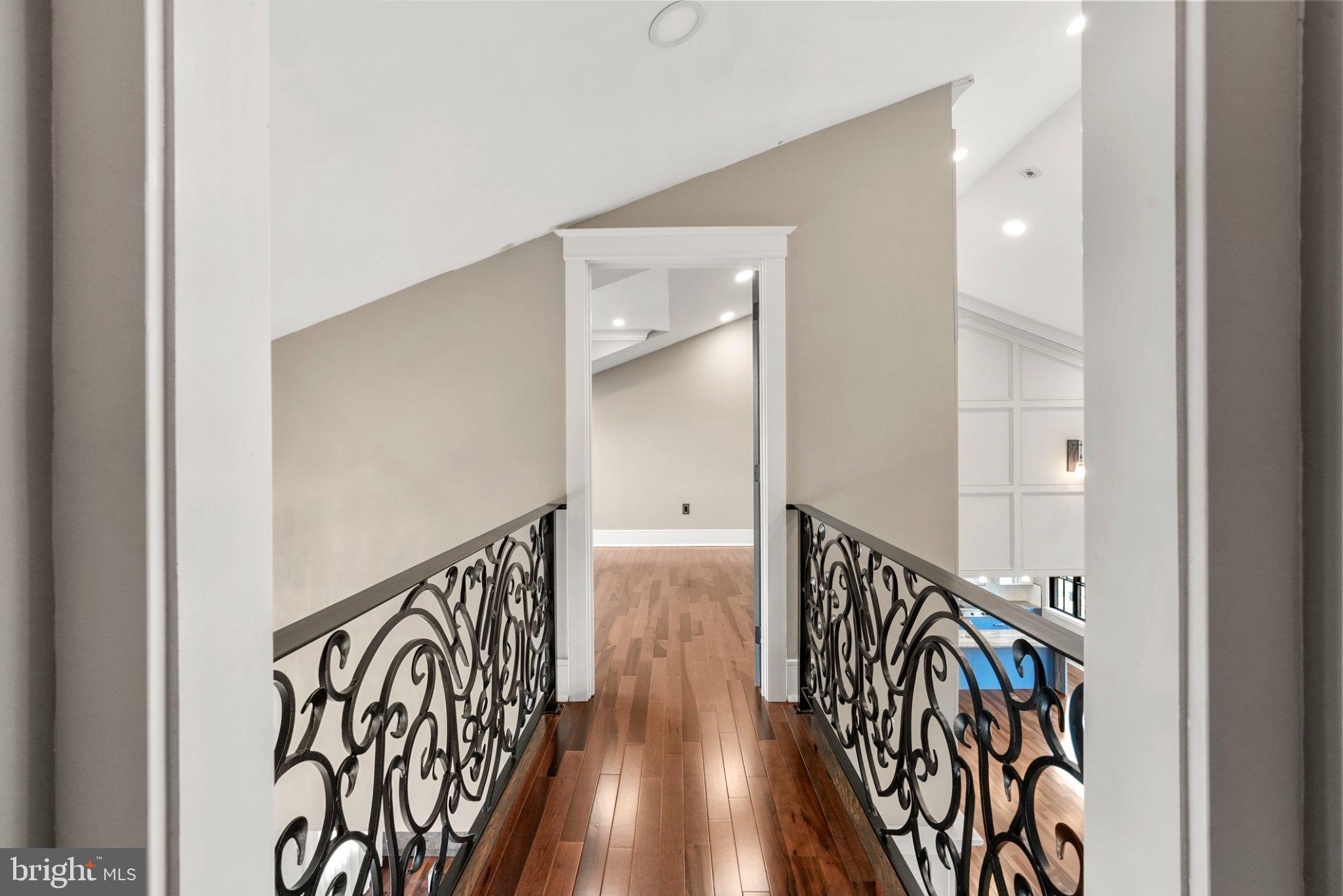 BUSTLETON - Residential